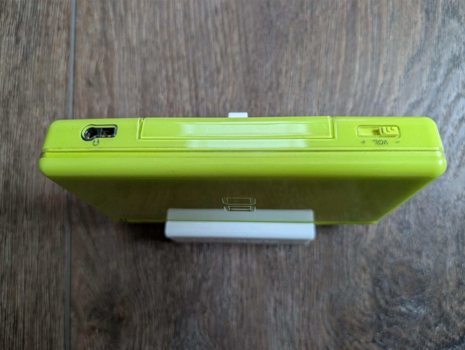 Nintendo DS Lite Handheld Console – RARE LIME COLOR – Authentic – TESTED – LOOK!