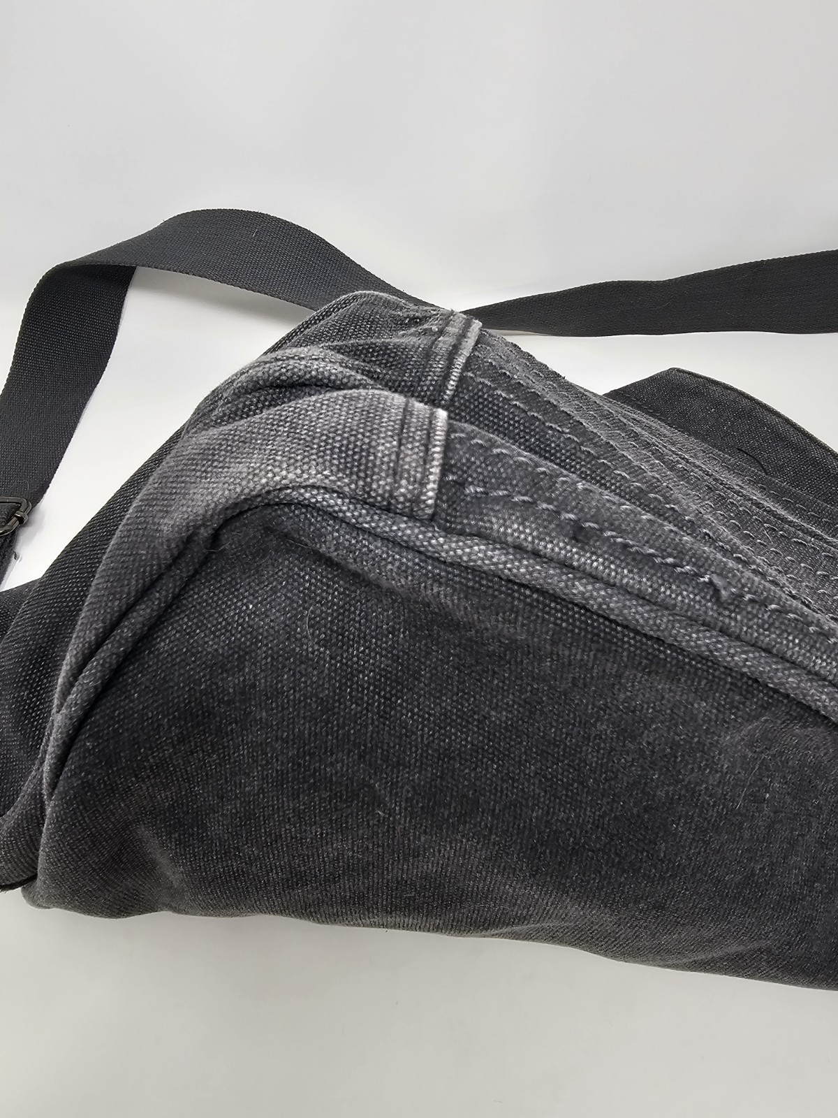 RARE 2007 UNSC Microsoft Halo 3 XBOX Gray Canvas Messenger Bag Master Chief