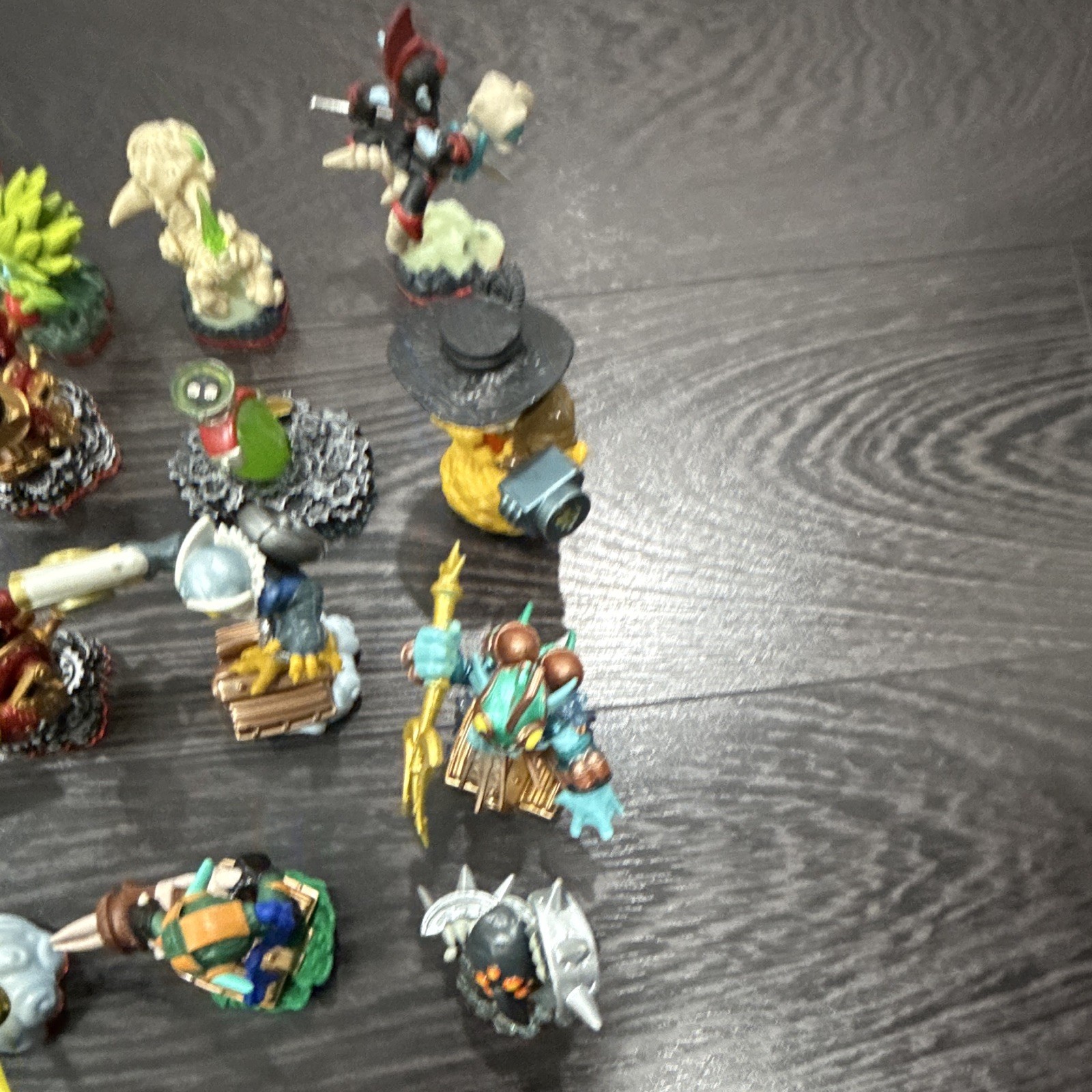 Skylanders Action Figure Lot – Stealth Elf Pop Fizz Ignitor Eruptor Stump Smash