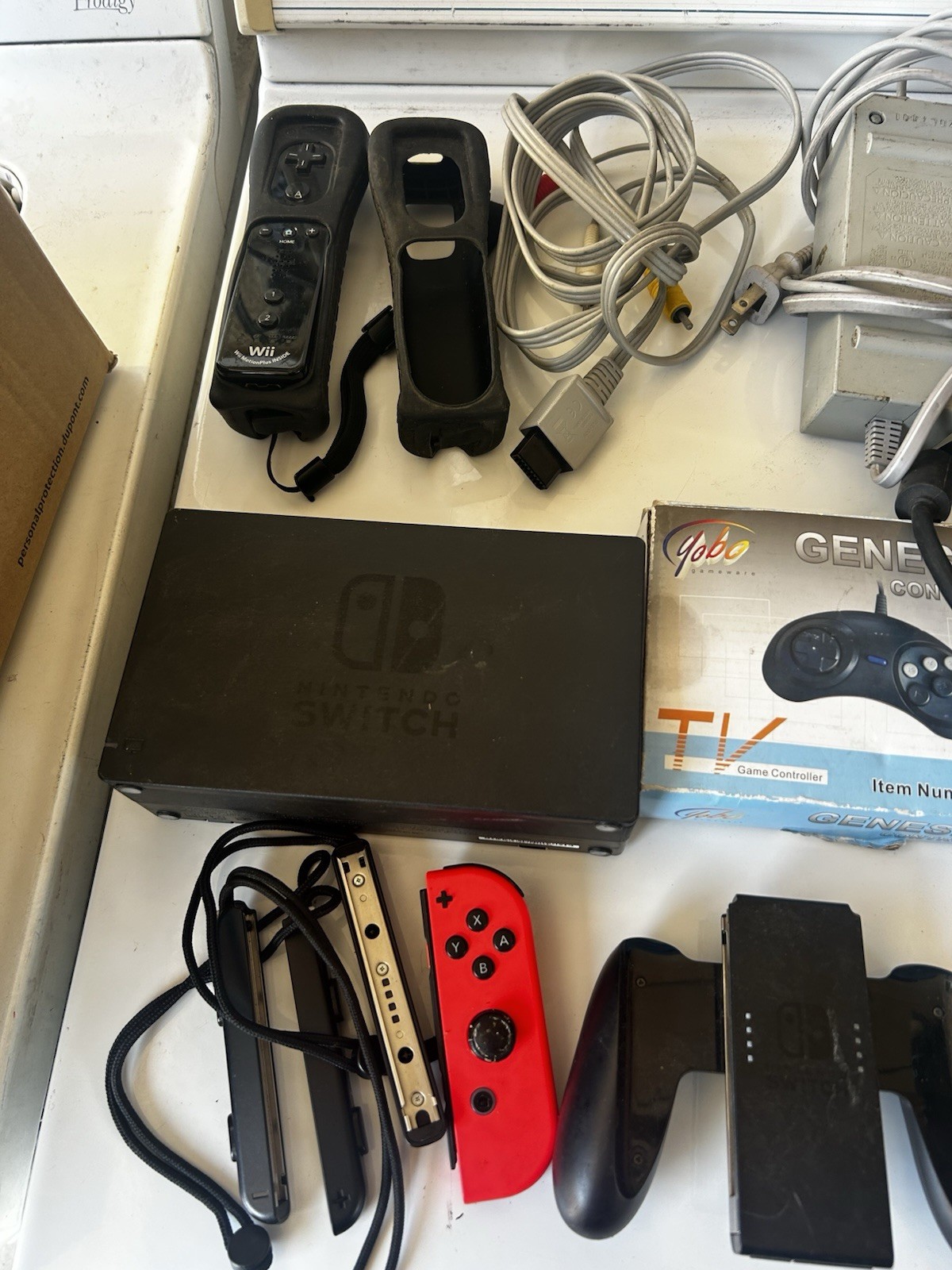 Random Video Game Accessories Lot – Power Cords, Controllers , Mics, UNTESTED