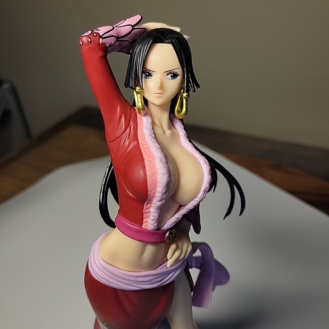 One Piece Boa Hancock Figure Glitter & Glamours Ver A Red Banpresto A Color Priz
