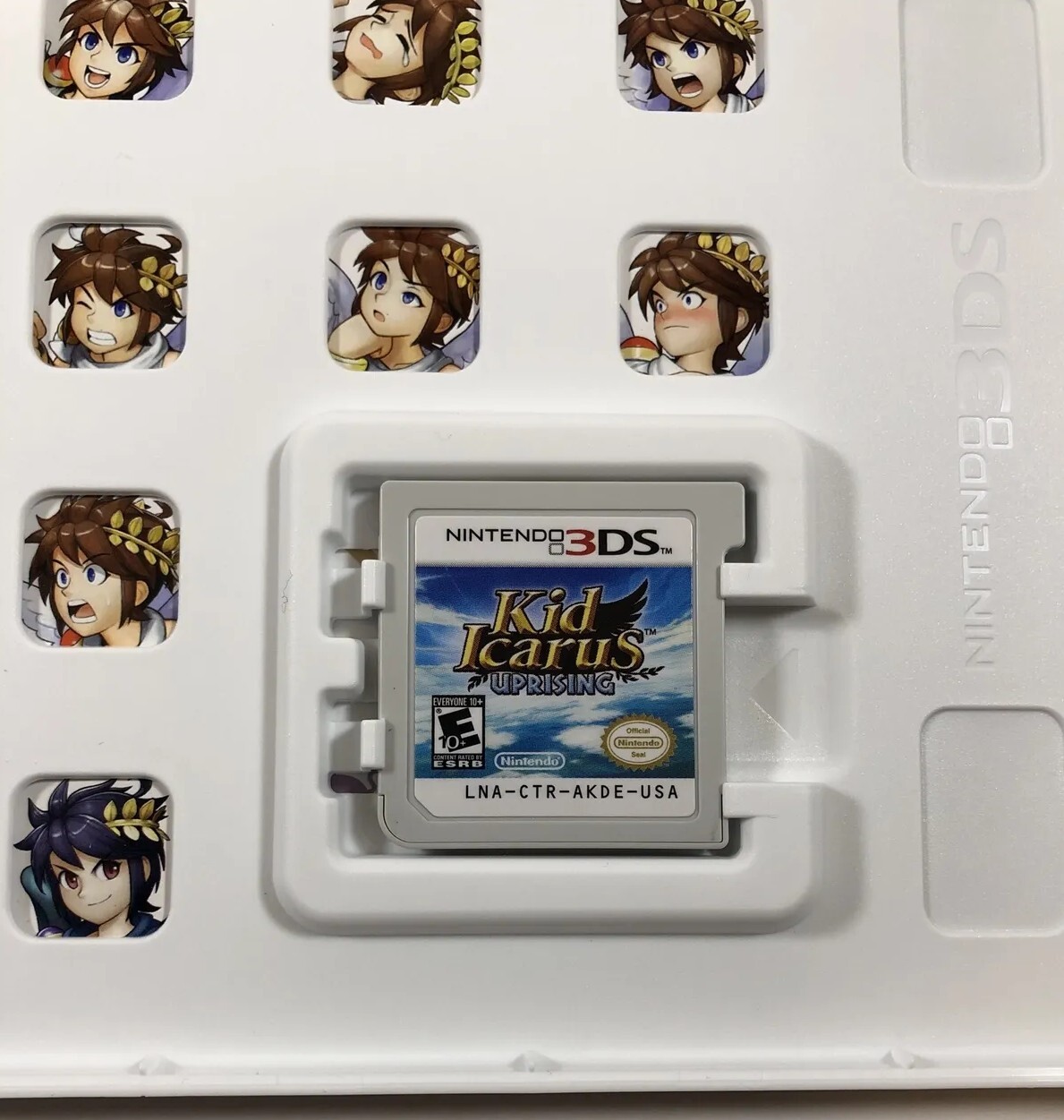 Kid Icarus Uprising (Nintendo 3DS, 2012) Ships today!