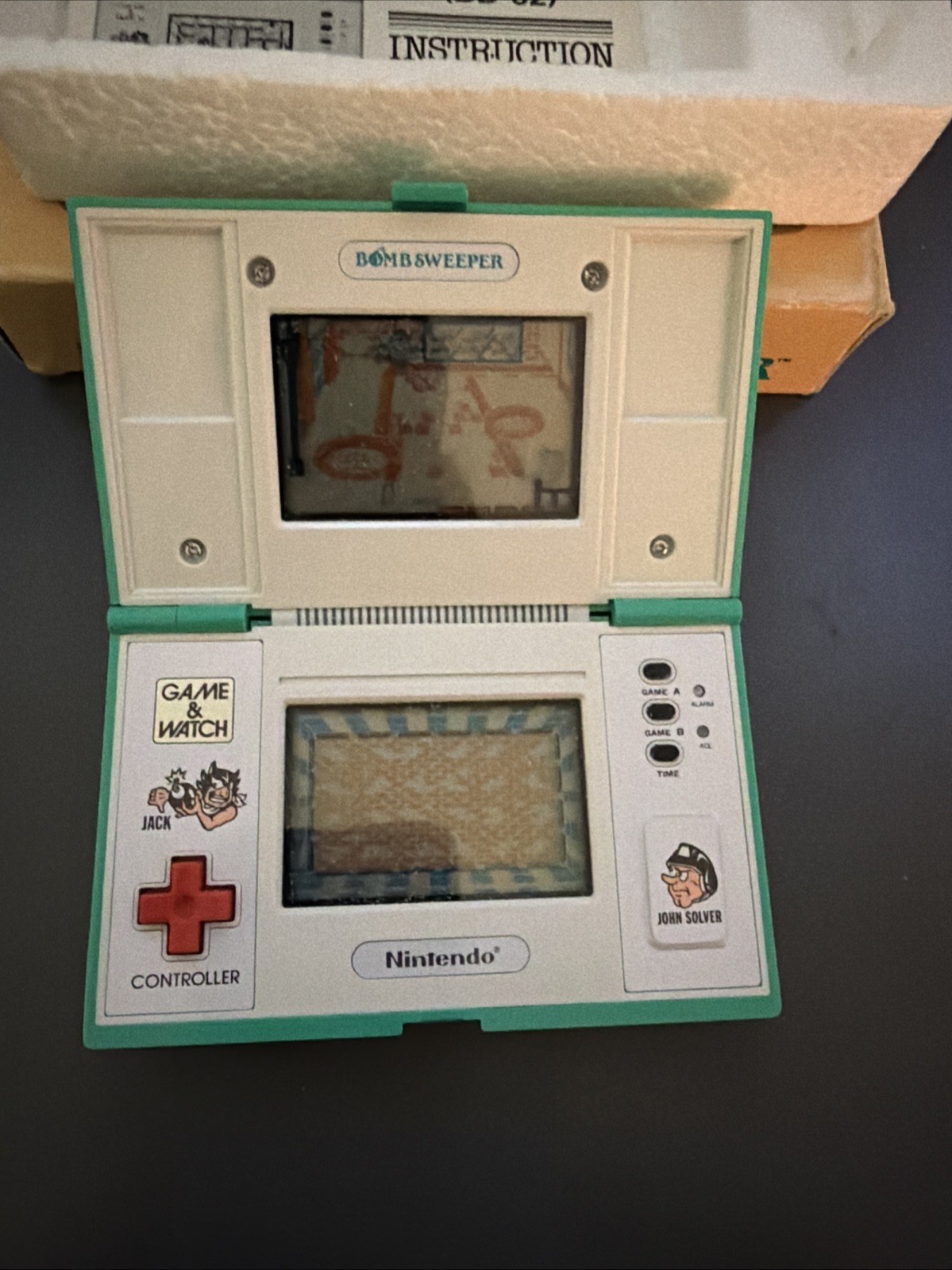 Nintendo Game & Watch BD-62 Bomb Sweeper Handheld Multi Screen 1987 MINT!