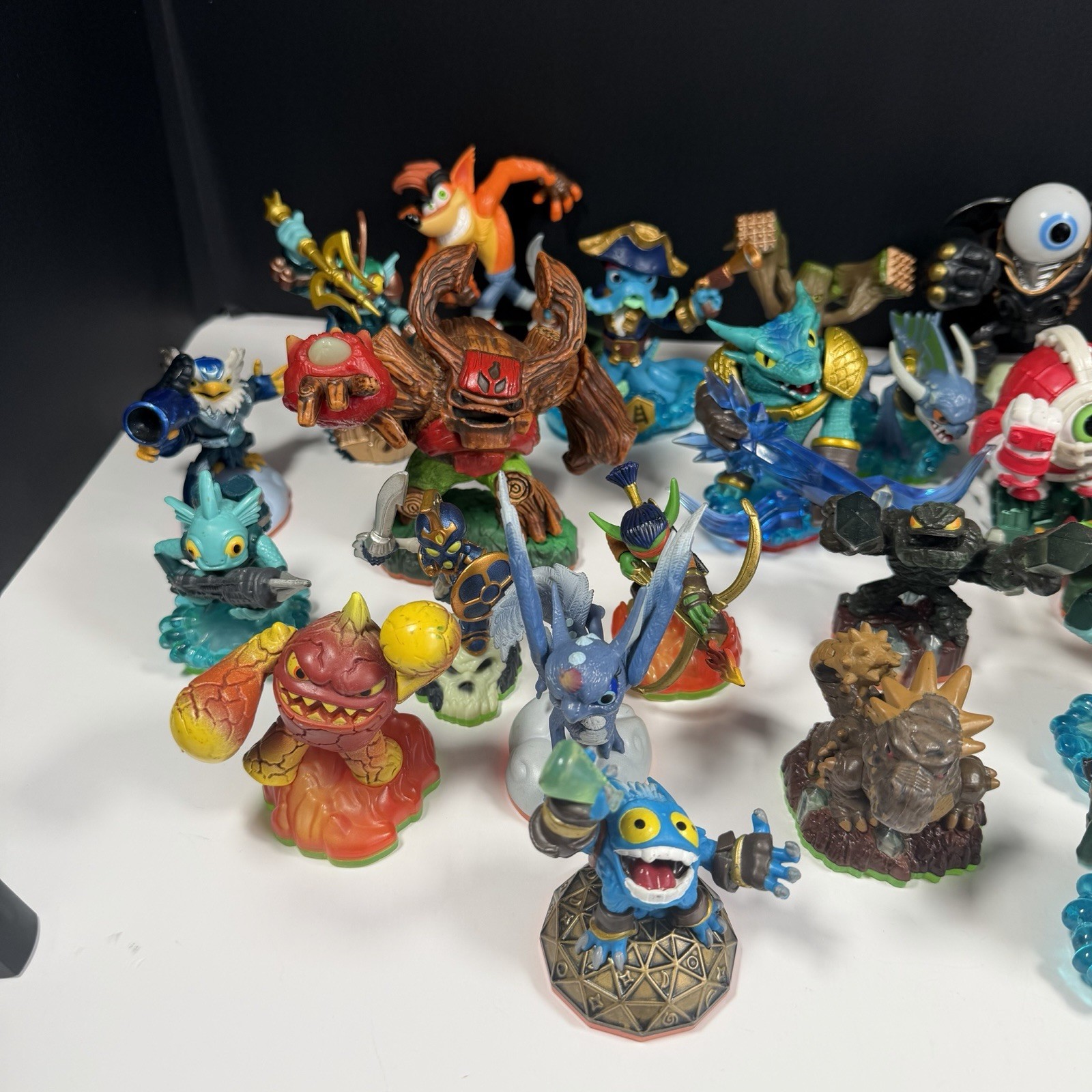 Skylanders Figures And Game Portals Multiple Series Lot of 46