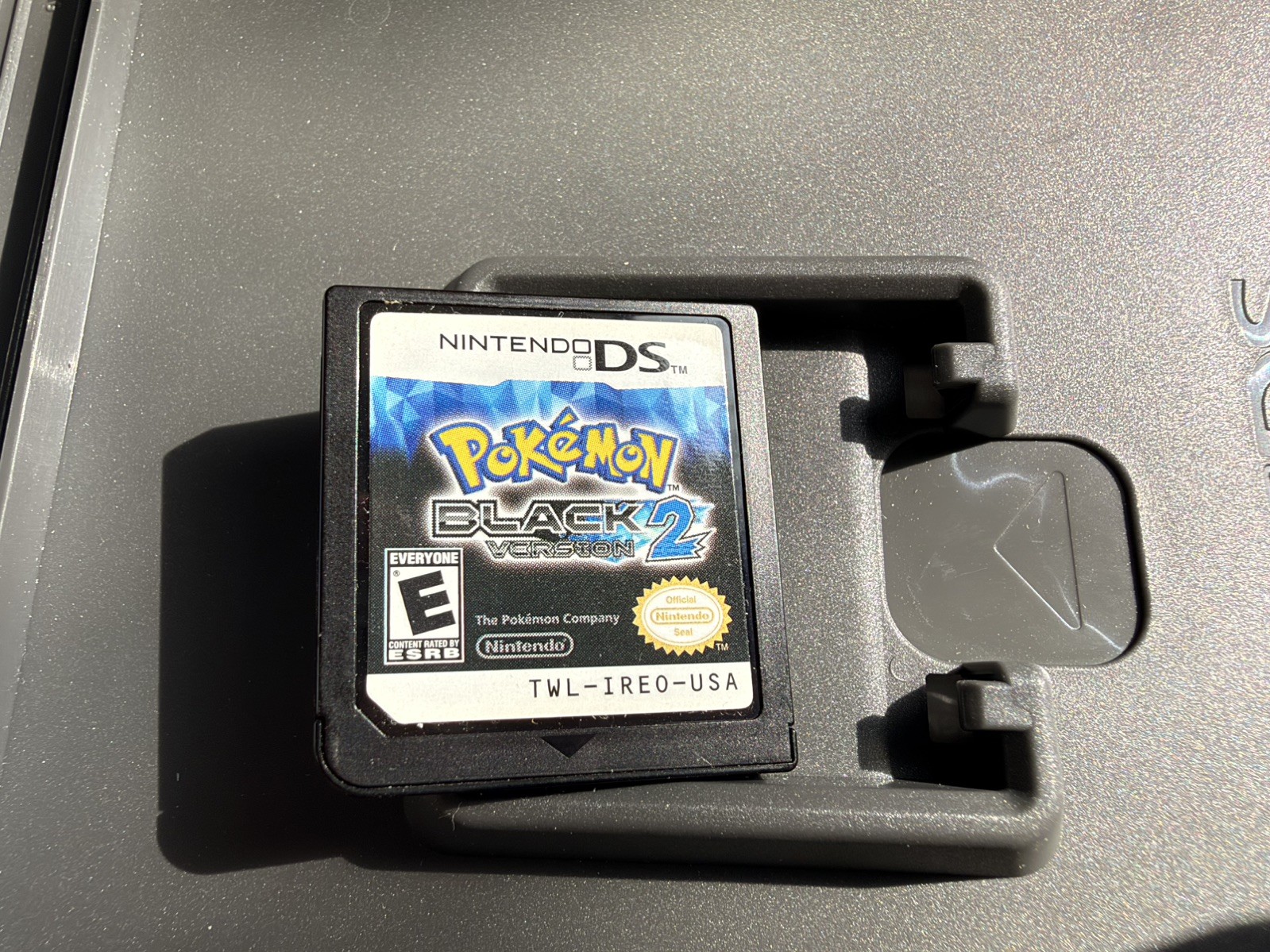 Pokemon Black Version 2 (Nintendo DS) Complete In Box CIB – Authentic – Tested