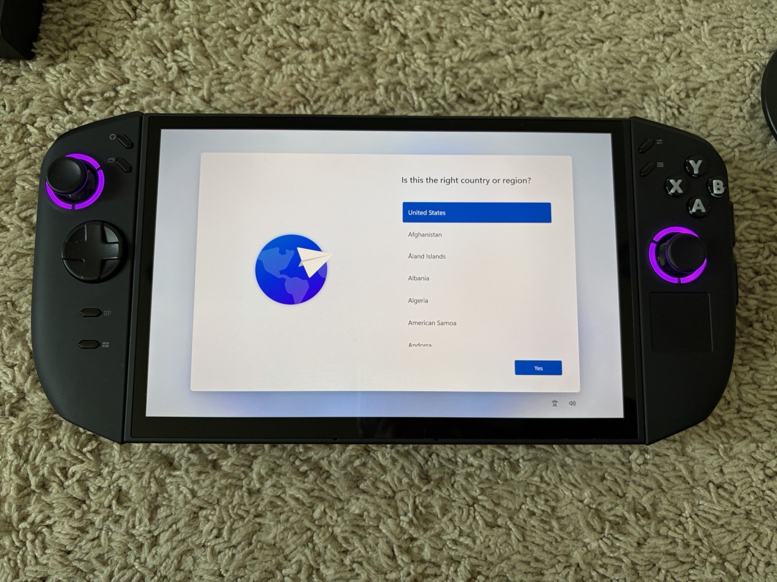 Legion Go 2 with Z2 Extreme, 32 GB RAM, 1TB HD, OLED (In Hand) MINT