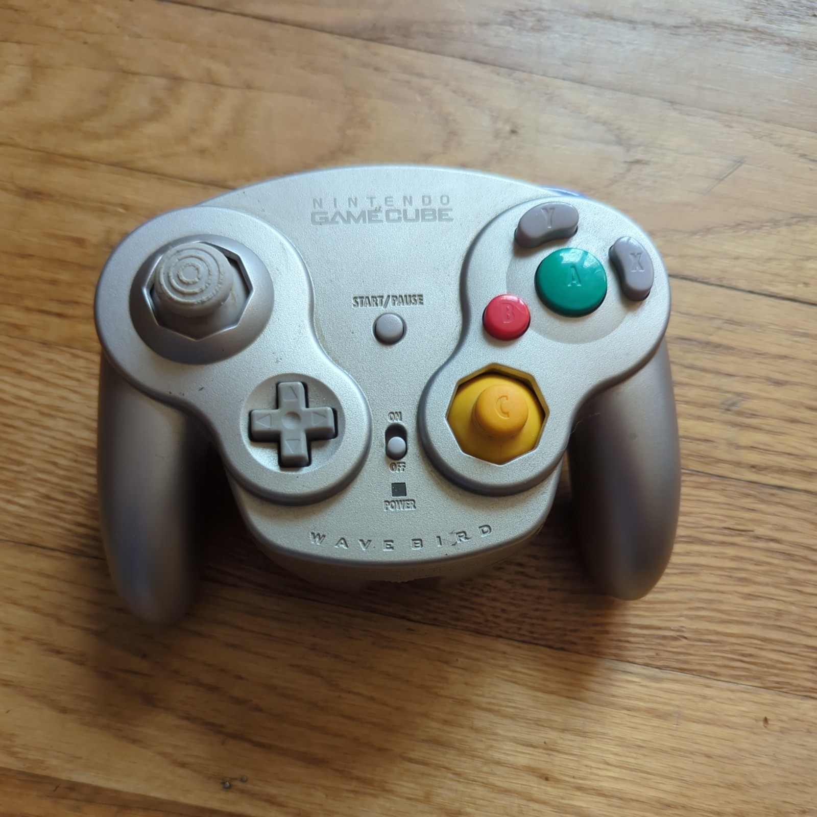 Nintendo Gamecube Wavebird Wireless Controller – Platinum No Receiver, Powers on