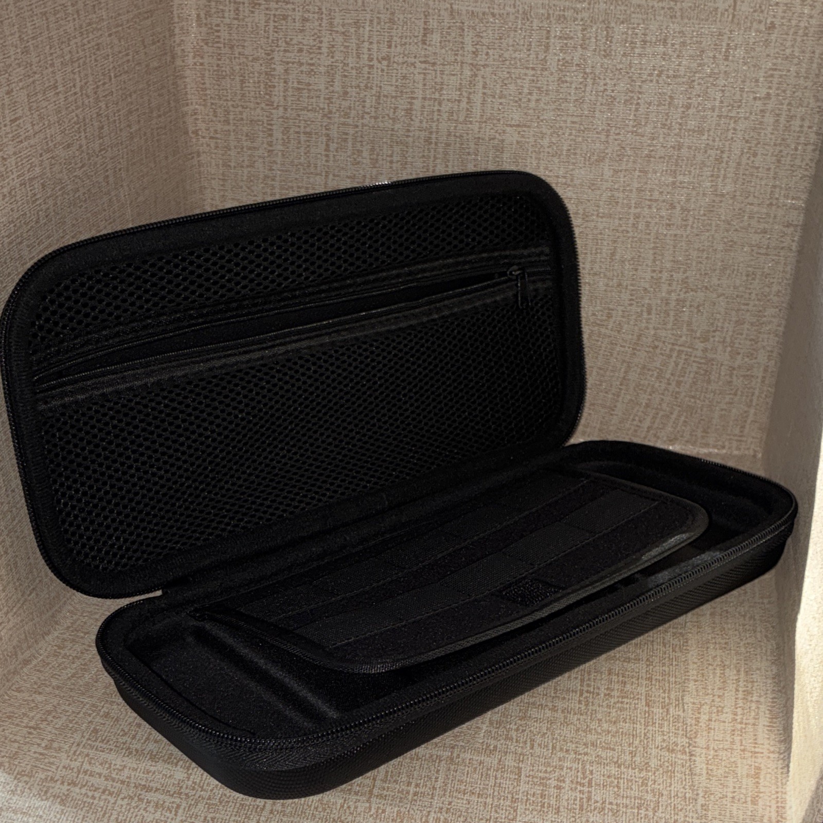 Black Hard Shell Padded Travel Case for Nintendo Switch, Zipper, Handle, Pockets