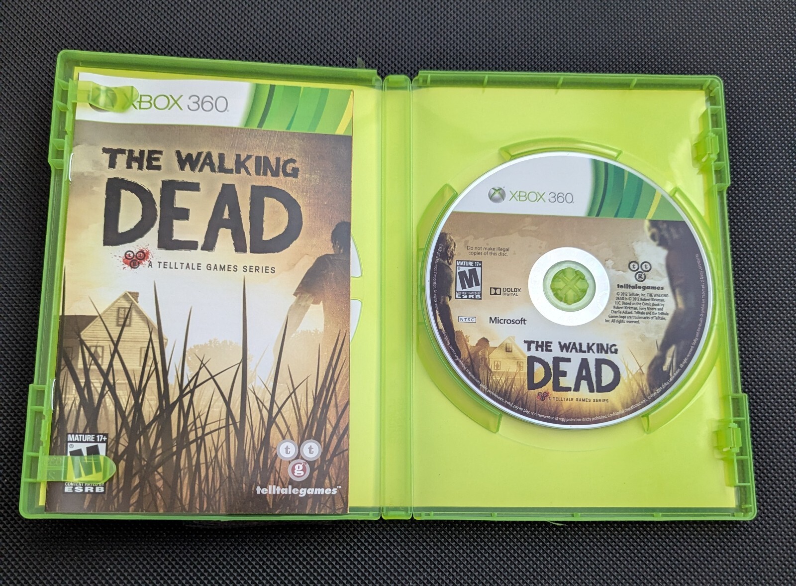 The Walking Dead: A Telltale Games Series (Microsoft Xbox 360, 2012) CIB