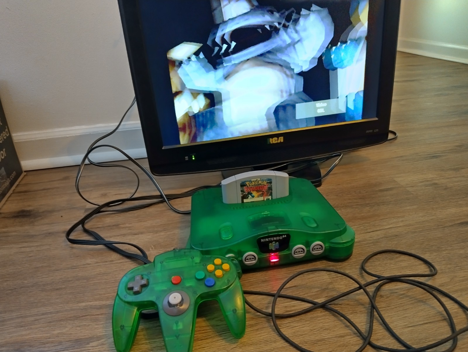 Nintendo 64 N64 Funtastic Jungle Green Console Controller For Parts Only (READ)