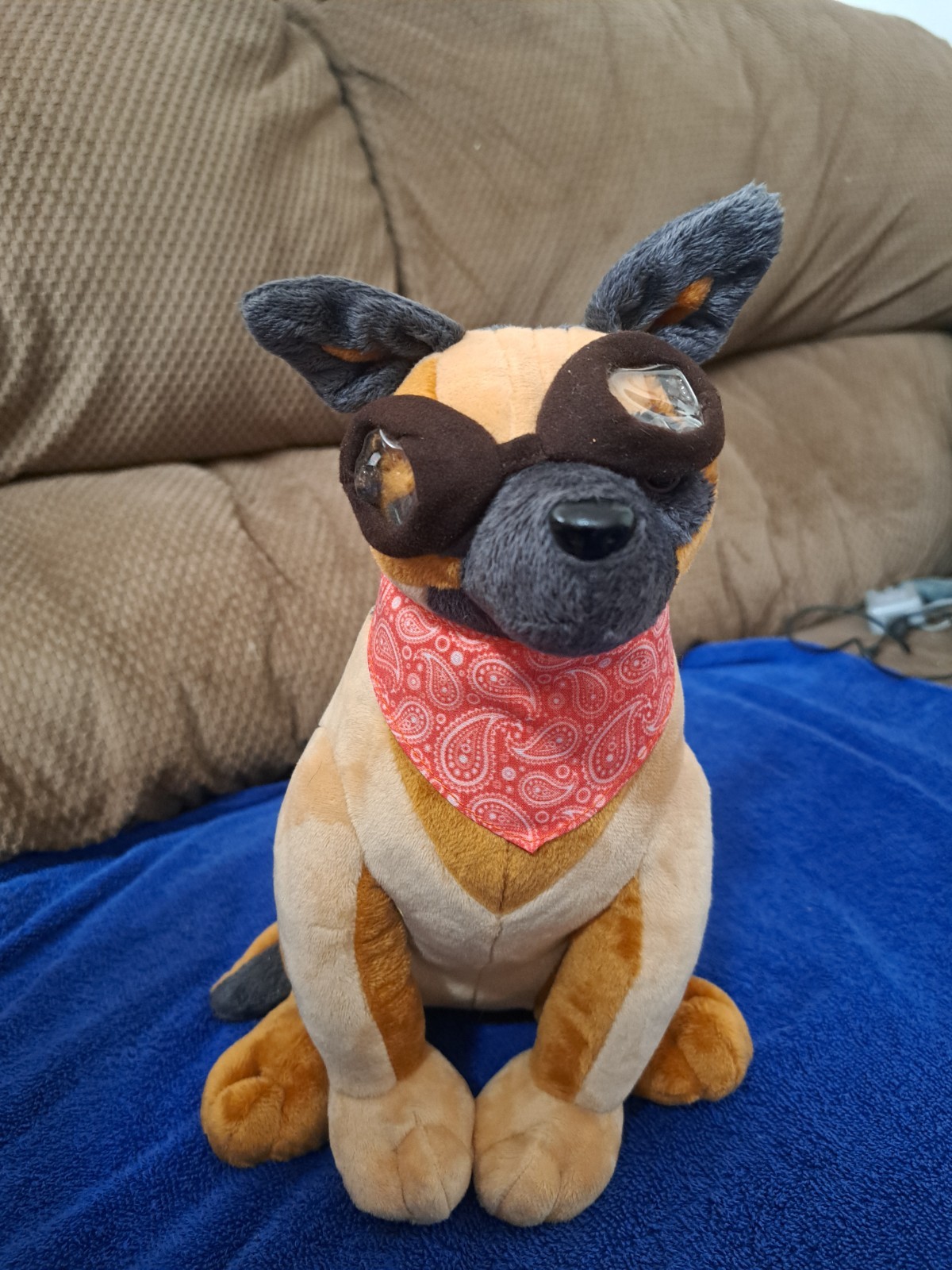 Fallout 4 Dogmeat Bethesda Plush Stuffed Animal Dog Bandana + Goggles