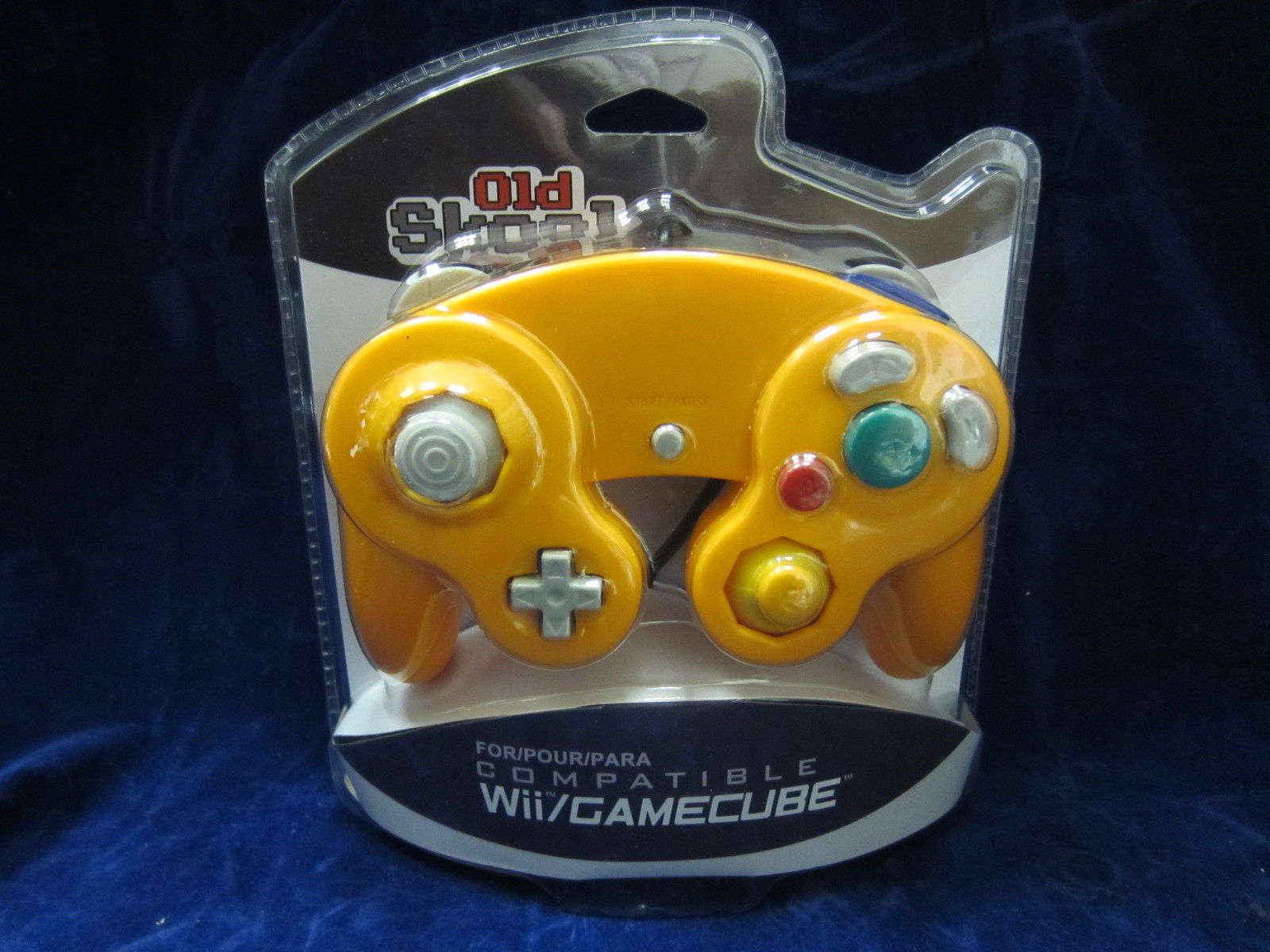 Old Skool Dual Analog Controller for Nintendo Game Cube and Wii – Spice (Orange)
