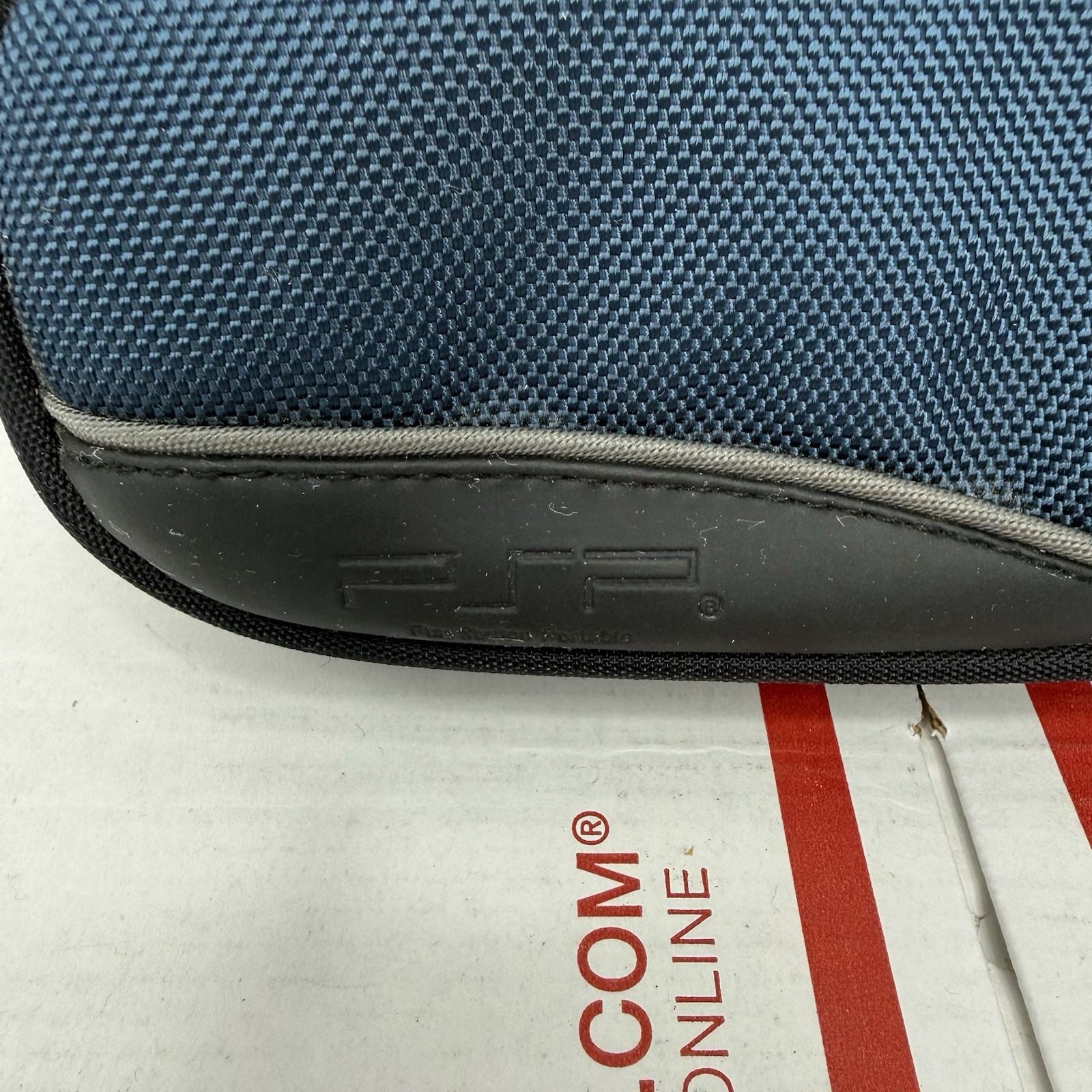 Sony PSP Playstation Portable Soft Padded Carrying Case – Genuine/OEM