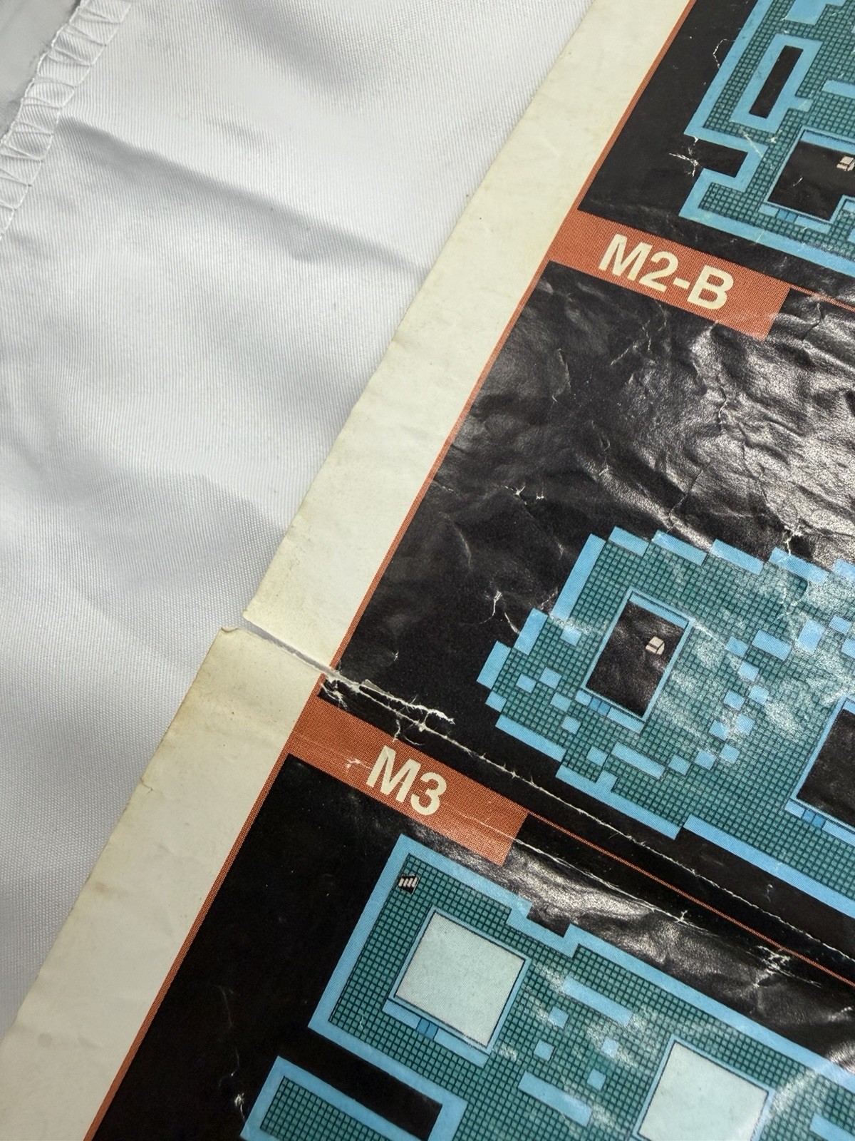 Final Fantasy 1990 Nintendo NES Dungeon Maps / Item Chart NES-FF-USA(A)