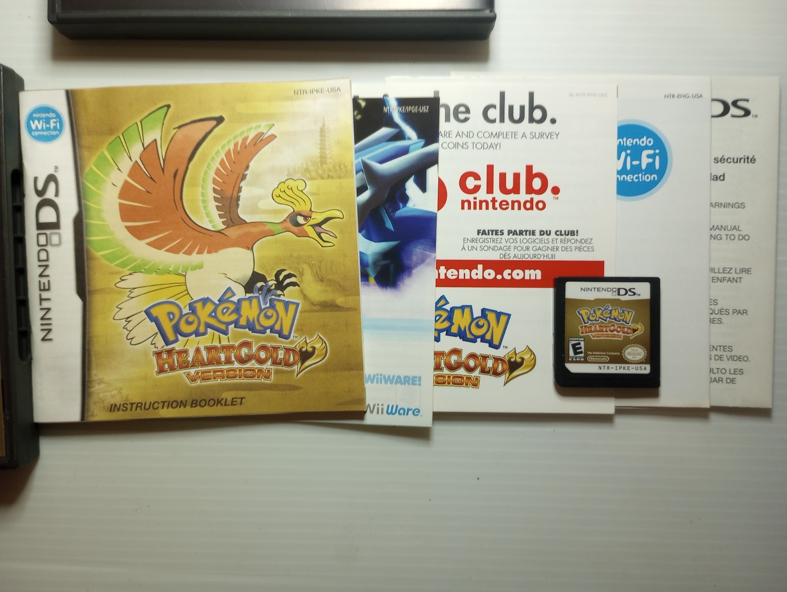 Nintendo DS Pokemon Platinum SoulSilver HeartGold Complete Game Case Manual +