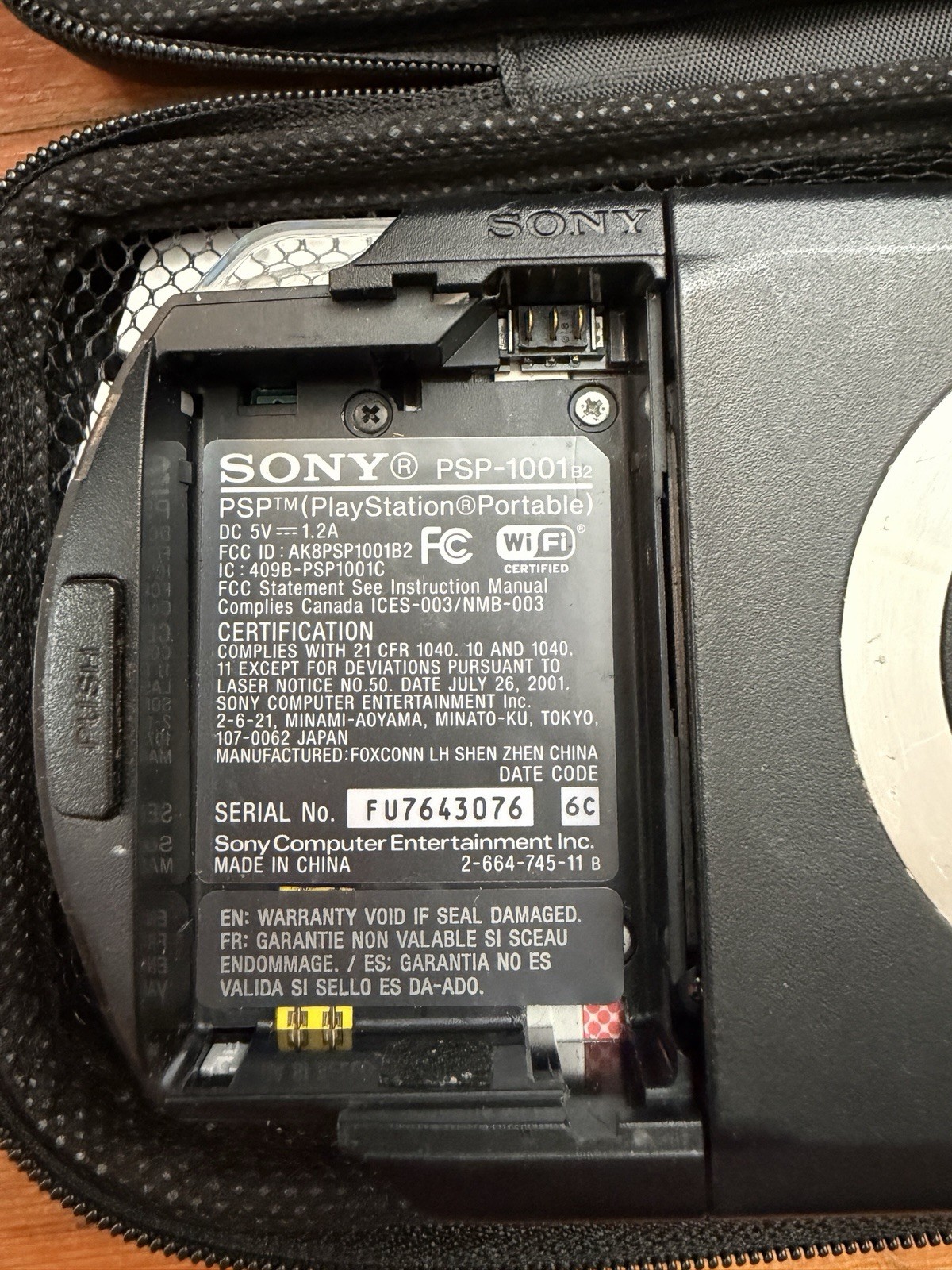 PSP- 1001b2 No Mod Original Everything Works Original Battery And Memory Card1gb