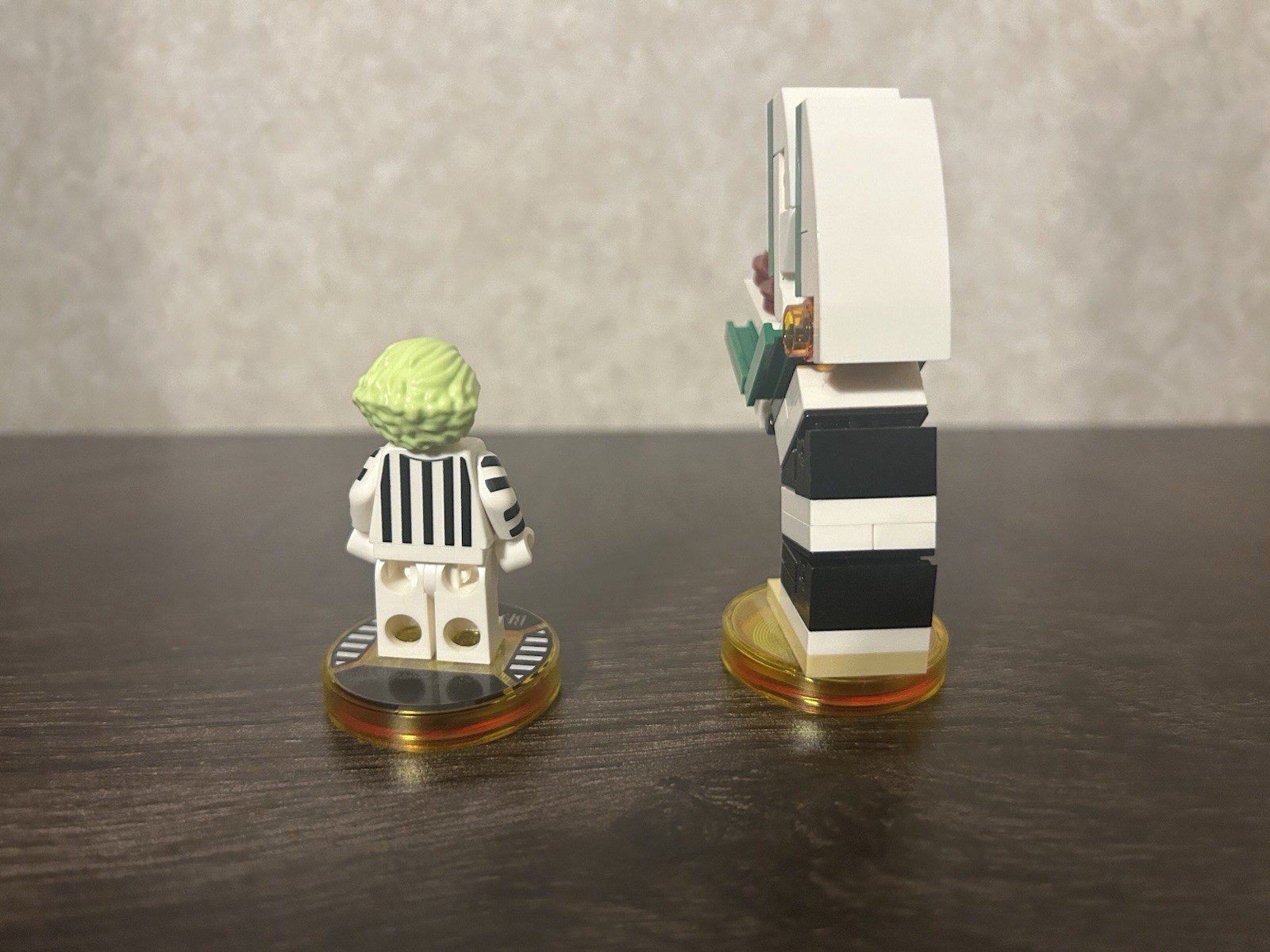 Lego Dimensions Beetlejuice Figure Vehicle Set Loose W/ Bases Mint