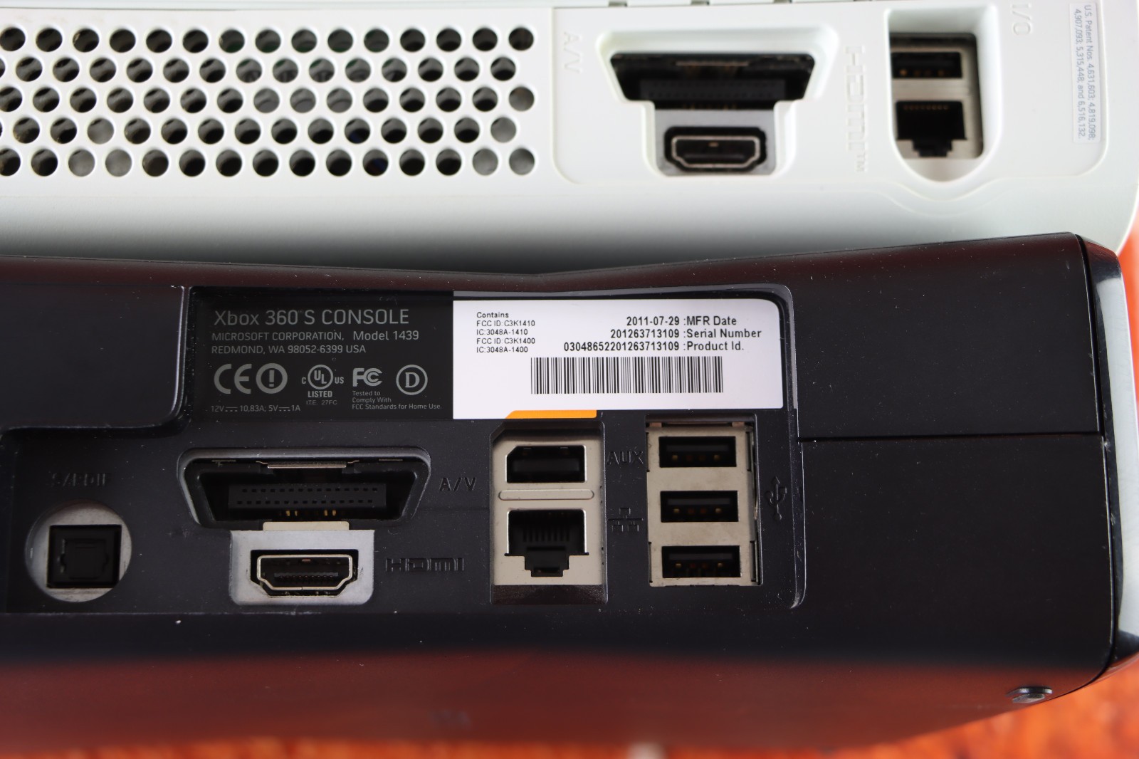 2X Xbox 360 Consoles S 4X Controller Bundle PARTS OR REPAIR