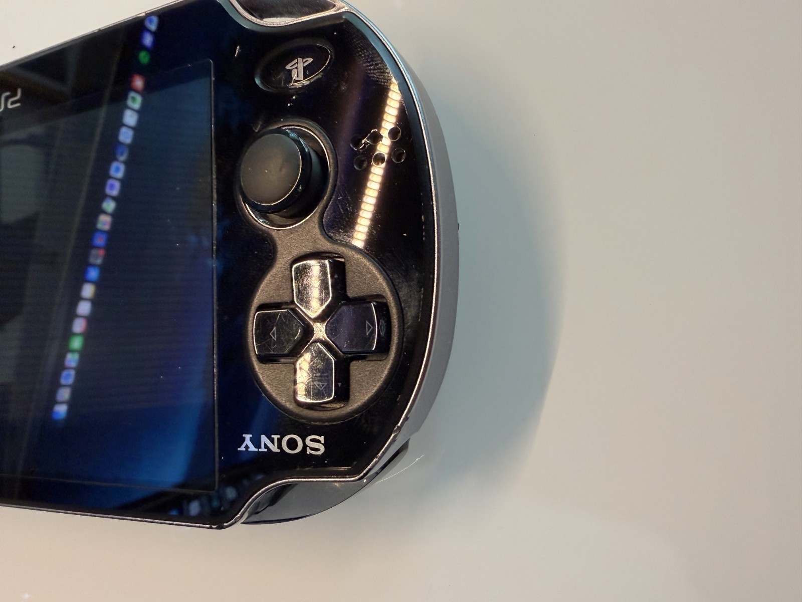 Sony PS Vita PCH-1000 OLED Bundle 5 Games Travel Case 8GB Card Charger Tested