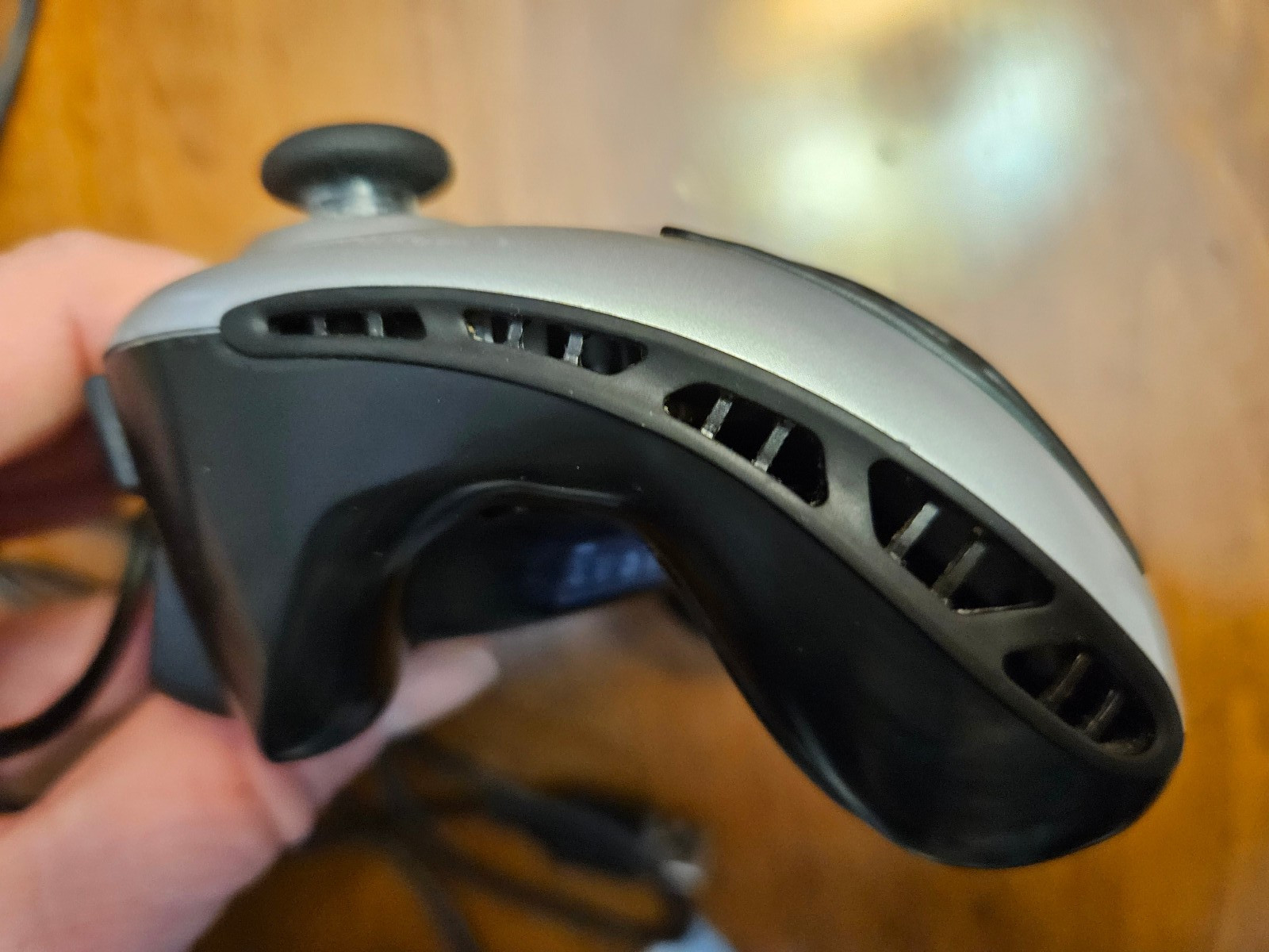 Xbox Logitech Chillstream – Contains Fans to Cool Hands – Wired – TESTED