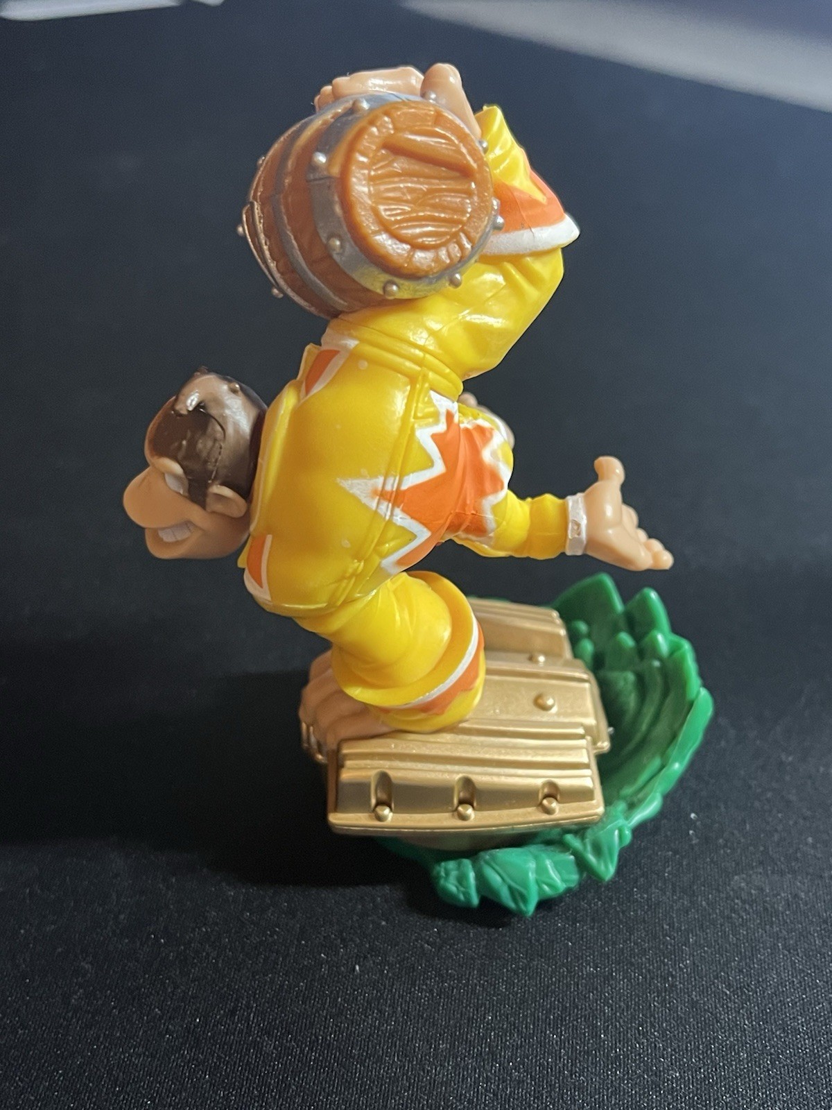 Skylanders Superchargers Turbo Charge Donkey Kong Amiibo and Barrel Blaster
