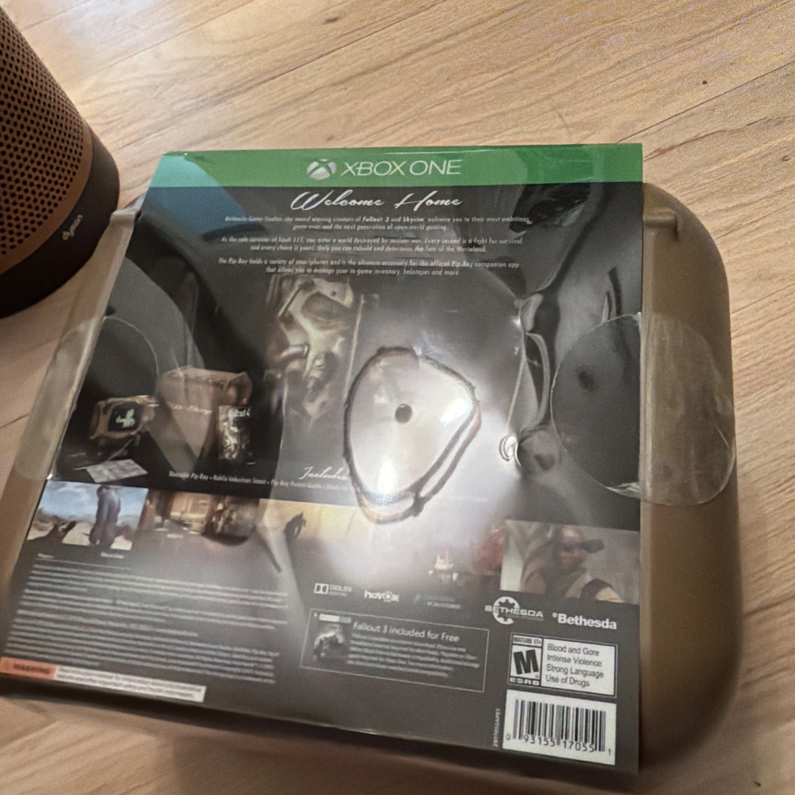Bethesda Fallout 4 Pip-Boy Edition Limited Edition Replica for Xbox One