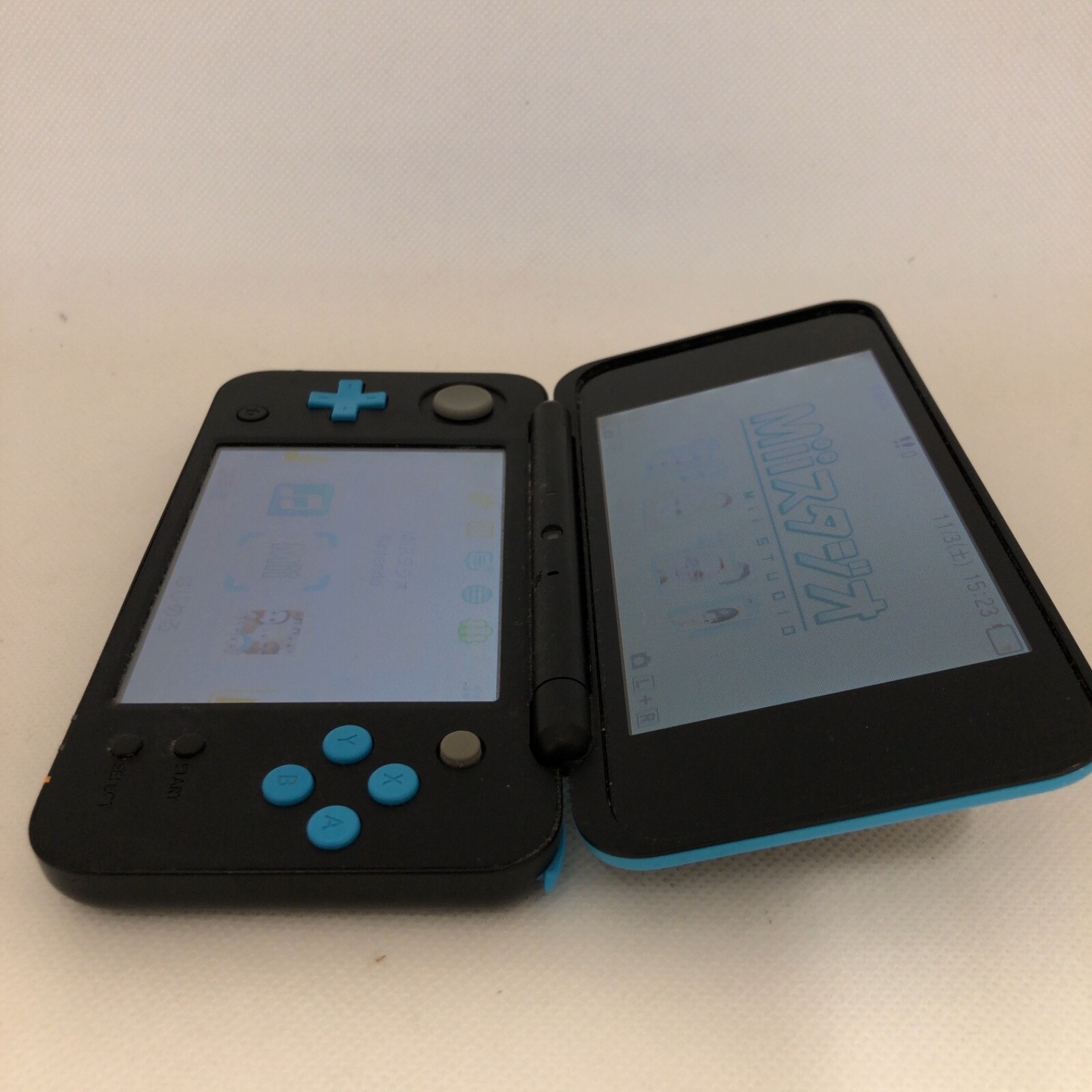 Nintendo New 2DS LL XL Turquiose Used Box #J131