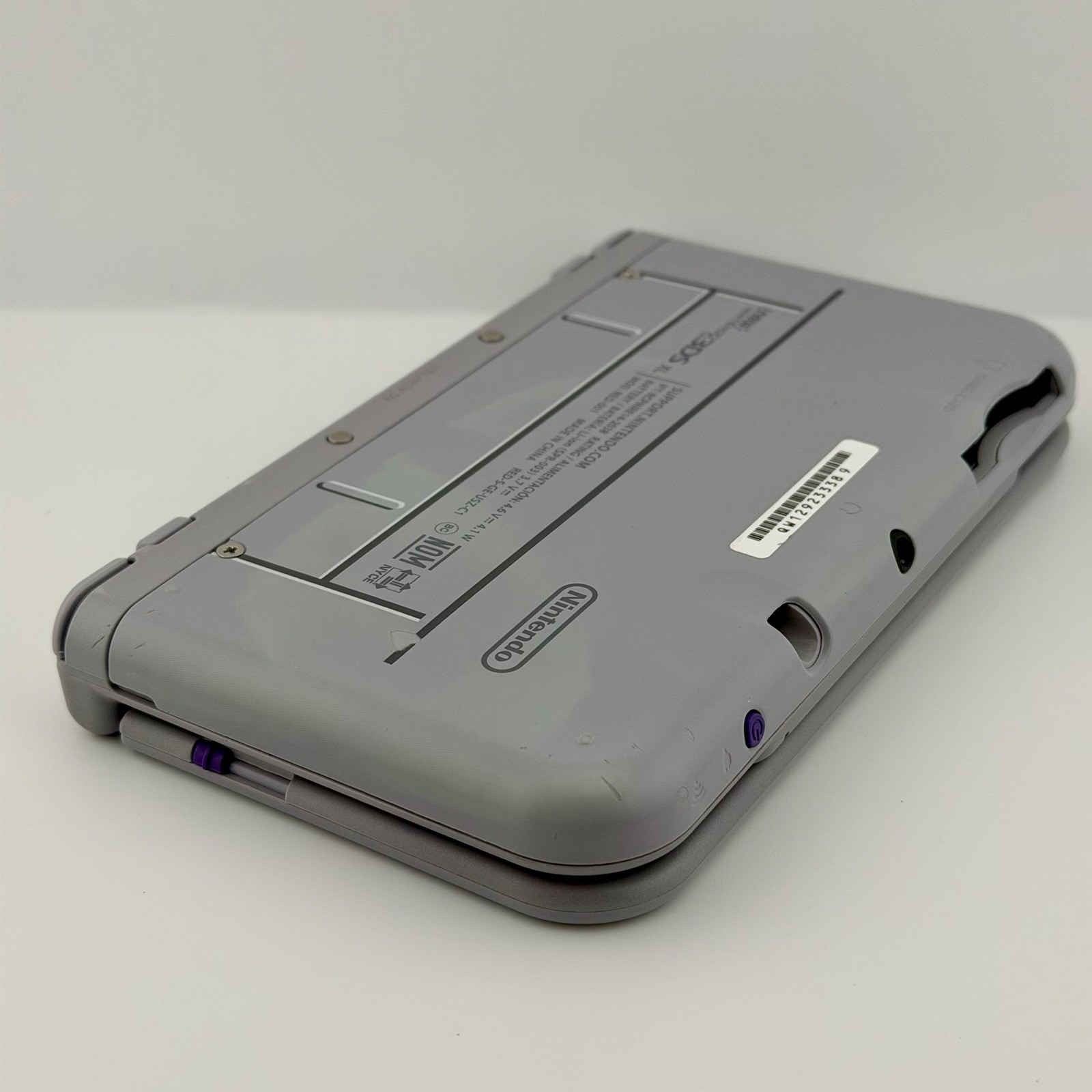 Nintendo New Nintendo 3DS XL SNES Edition Handheld Console (NTSC) Very Good Cond