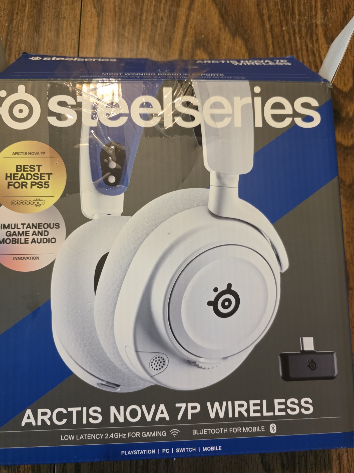 SteelSeries Arctis Nova 7P Wireless Bluetooth/RF UHF Over-Ear Headset White