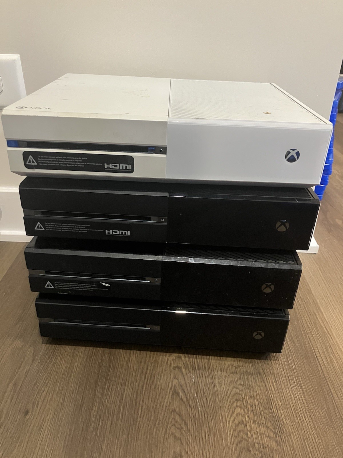 Lot of 4 Original Xbox One 500GB Black Consoles For Parts or Repair