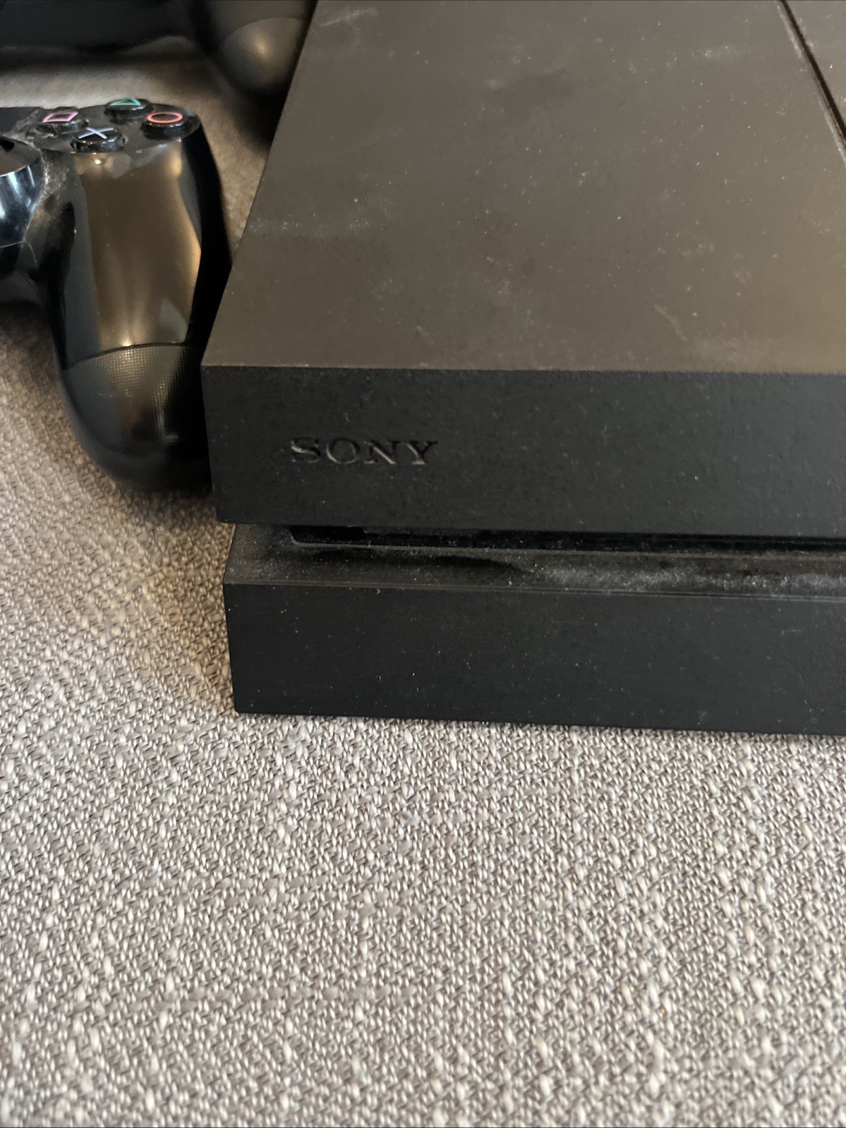 Sony PlayStation 4 PS4 500GB Black Console with Two controllers HDMI Power Cord