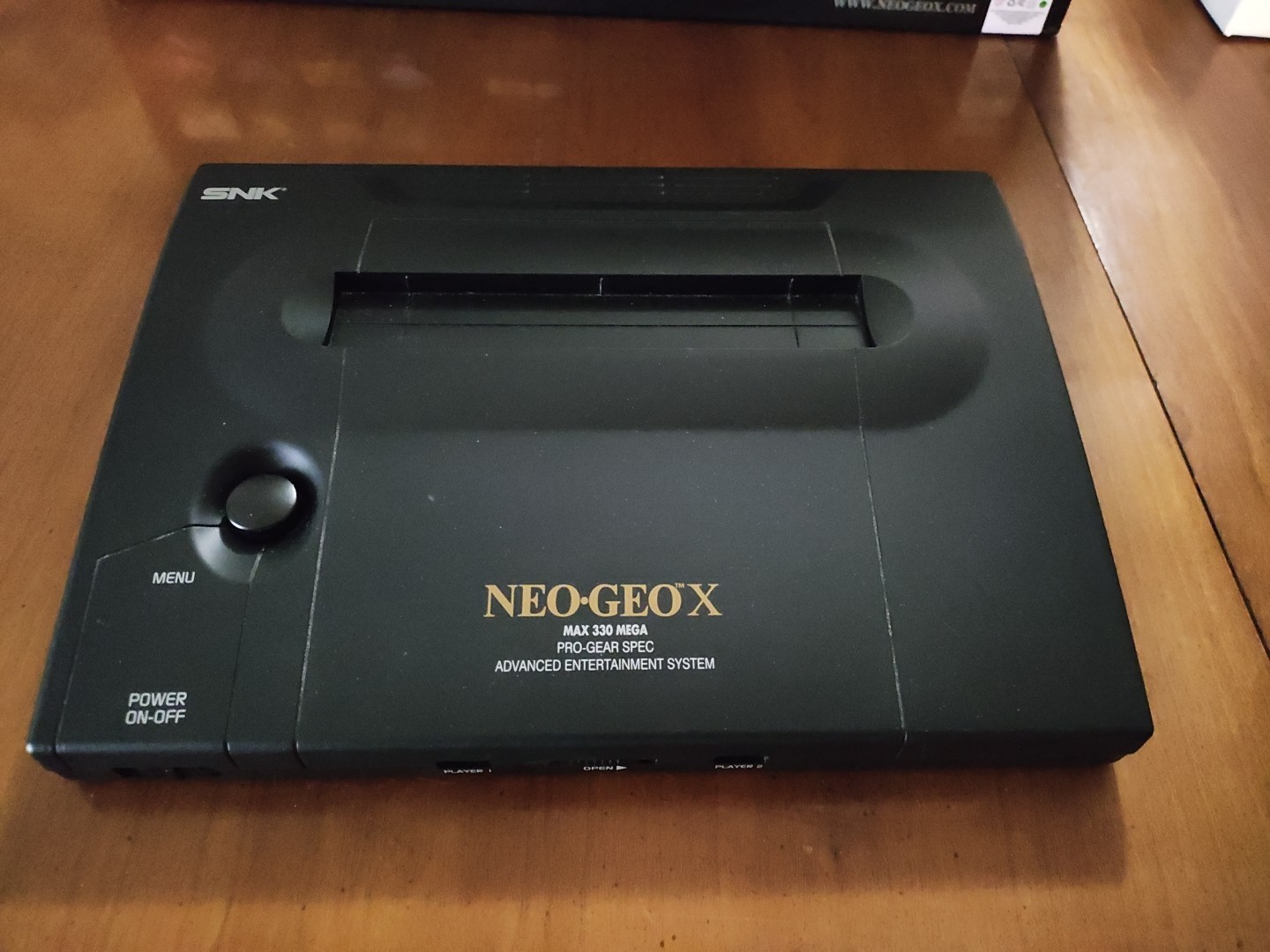 SNK NEO GEO X GOLD LIMITED EDITION CONSOLE + NINJA MASTERS + SECOND CONTROLLER