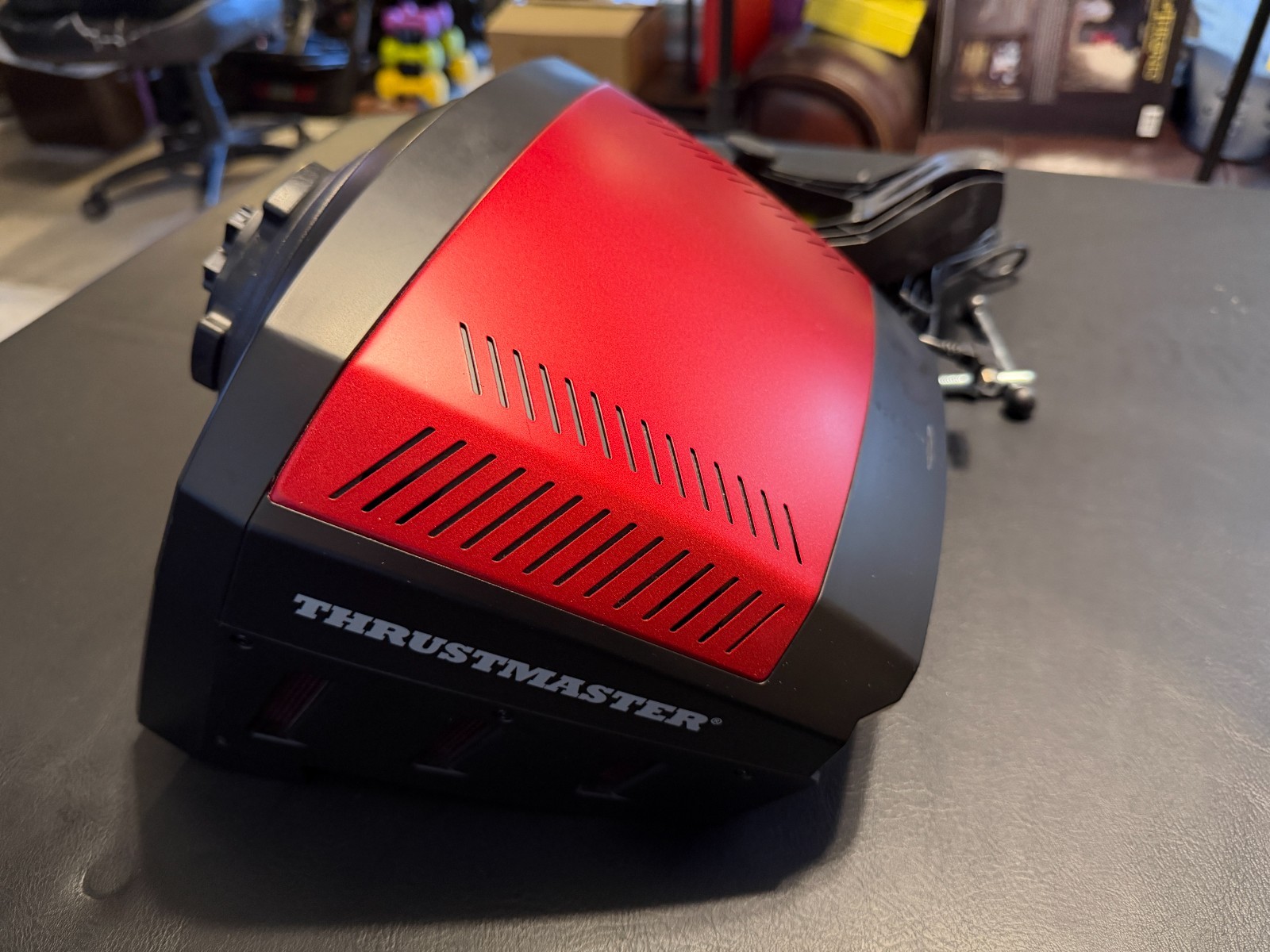 Thrustmaster TS-XW Servo Base Racing Wheel – Black/Red