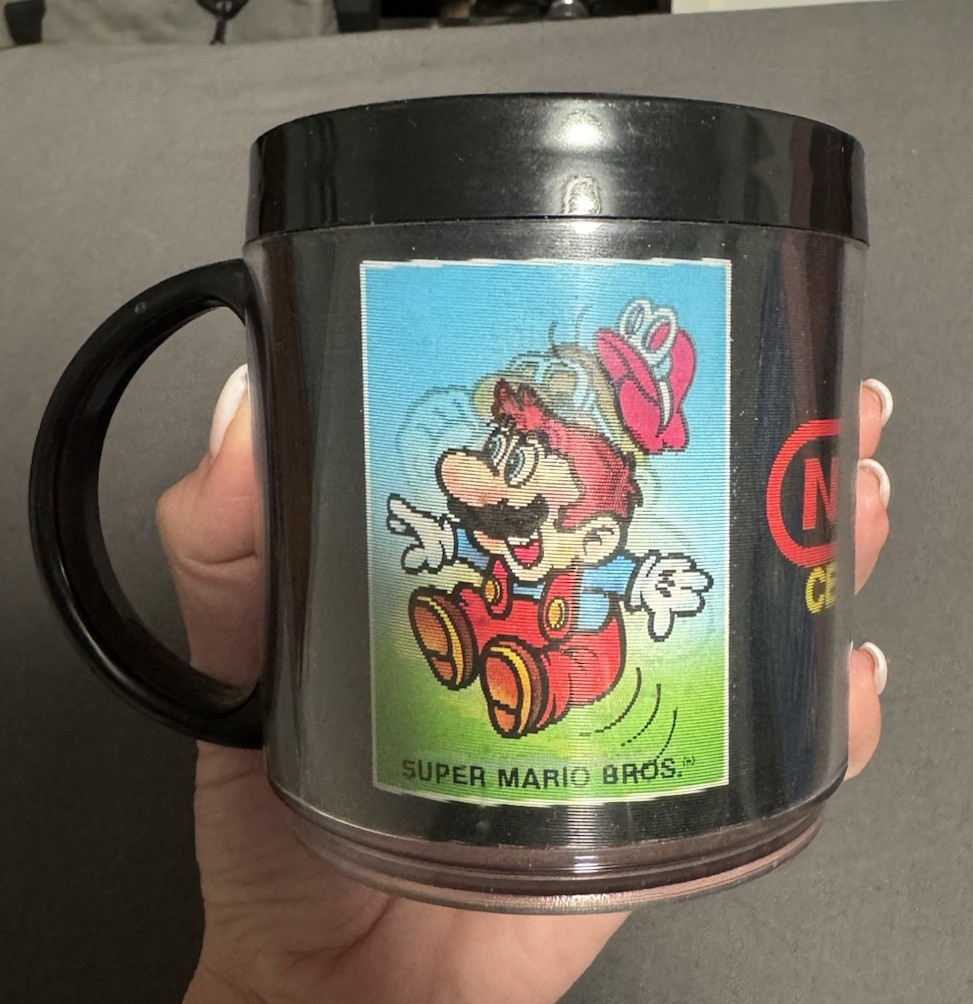 Vintage Nintendo Cereal System Holographic Motion Mug + Bonus Zelda Lenticular