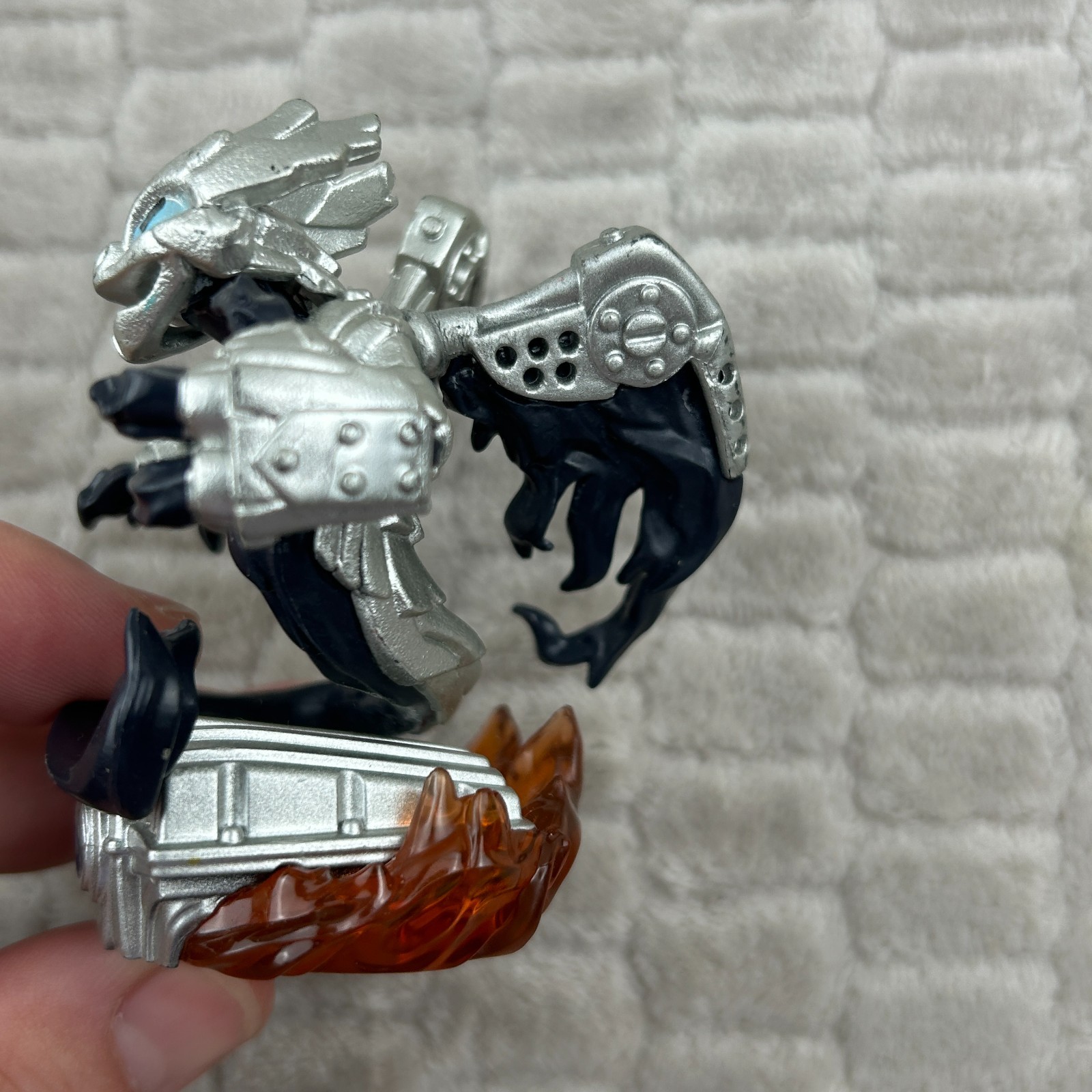 Skylanders SuperChargers Dark Spitfire & Dark Hot Streak Vehicle & Idol