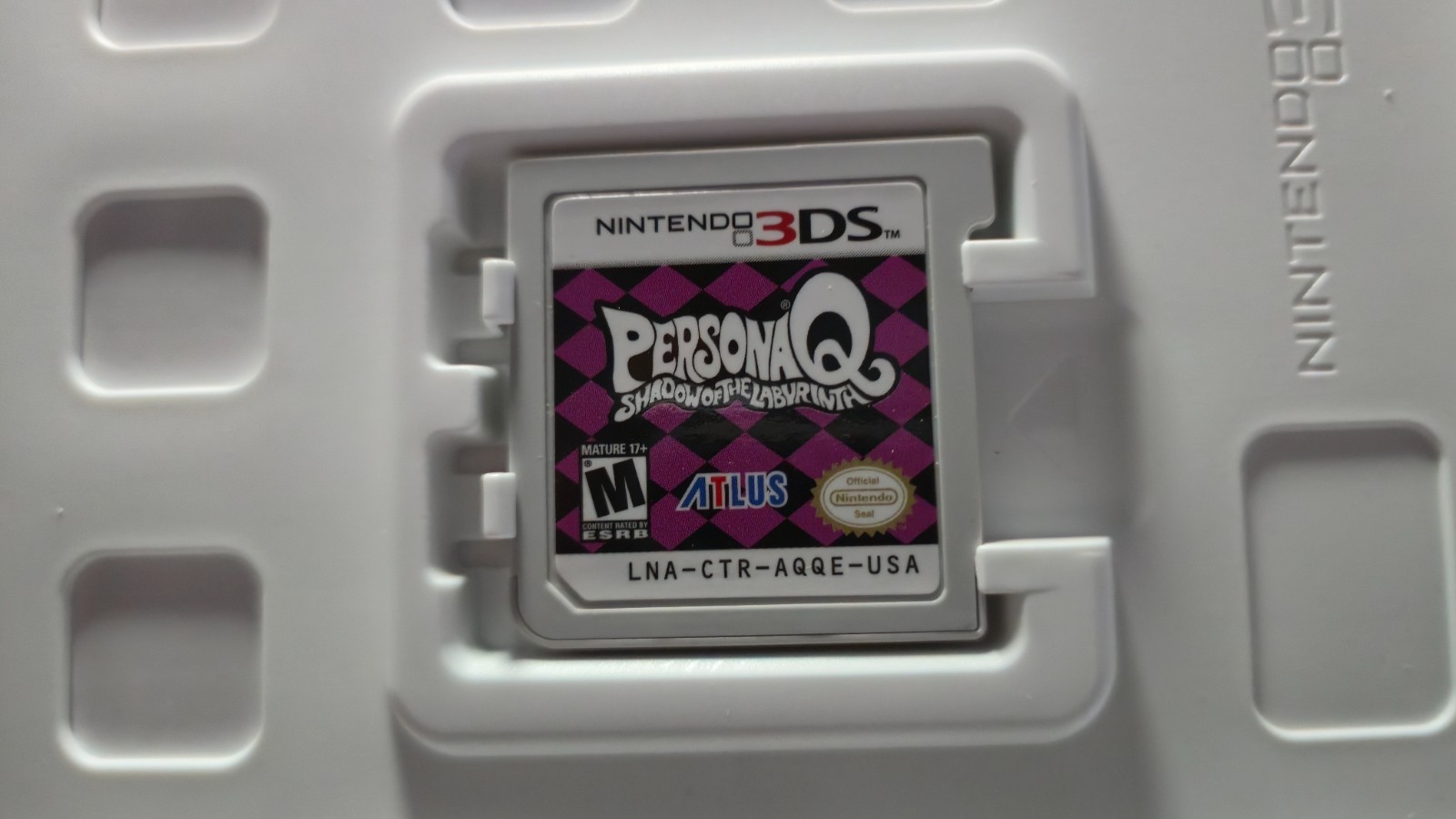 Persona Q: Shadow Of Labyrinth w/Tarot Card Set – Nintendo 3DS Launch Edition