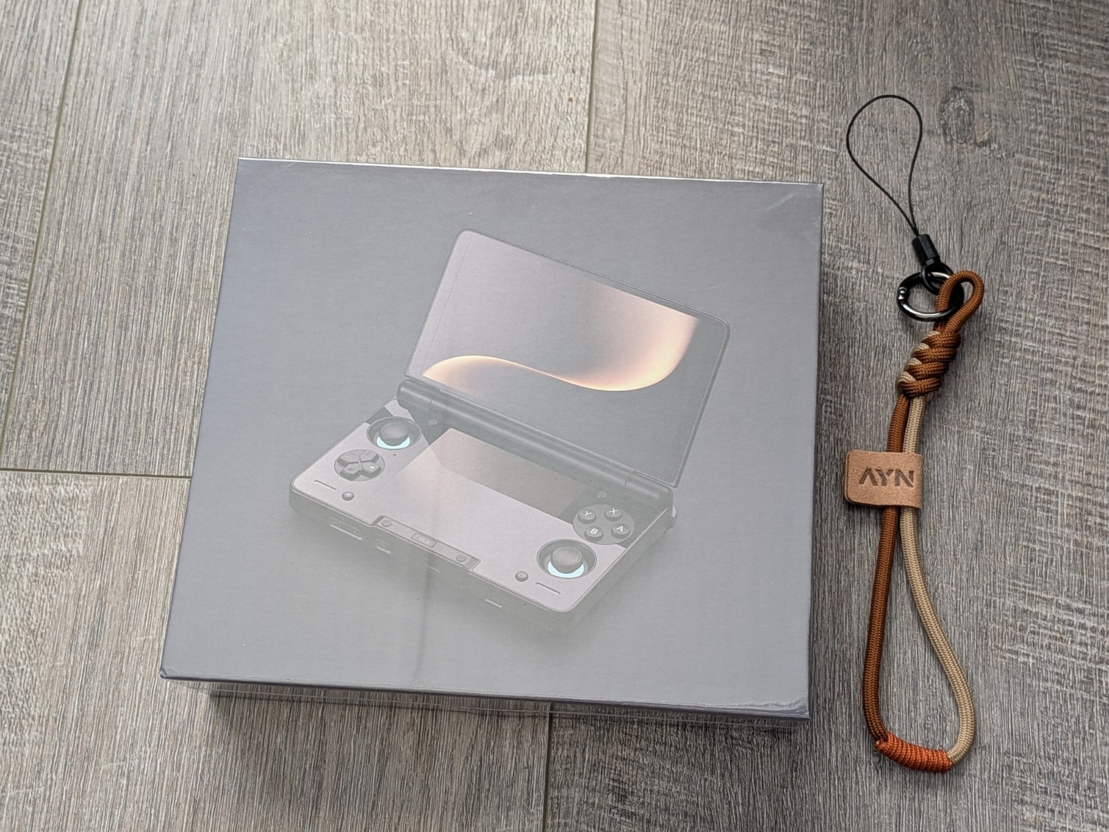 NEW UNOPENED AYN Thor Max 16GB 1TB Rainbow Gray | UFS ?? Storage | w/ lanyard