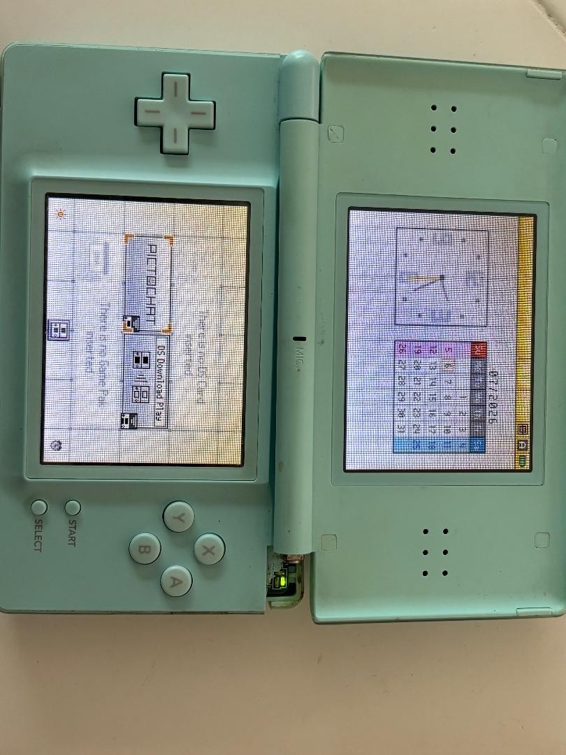 Nintendo DS Lite Handheld Console Turquoise BLUE WORKS – TESTED – HINGE DAMAGE