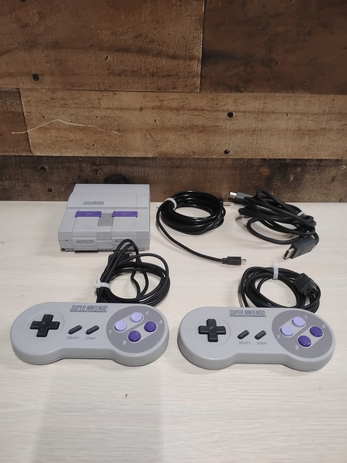 Super Nintendo SNES Console Control Deck CLV-201 with 2 Controllers and Cords
