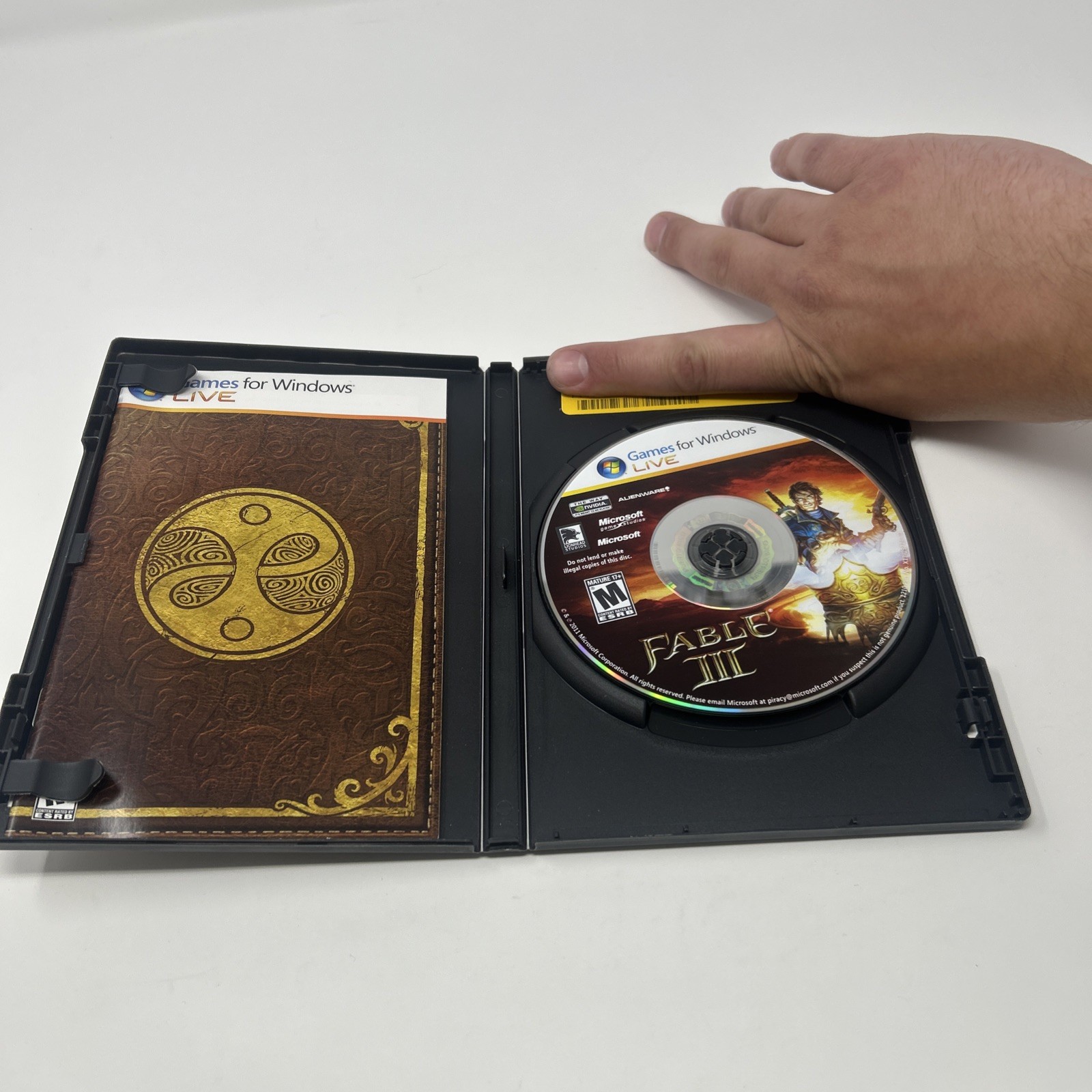 Fable III by Lionhead Studios (PC DVD) – Includes Registration Key