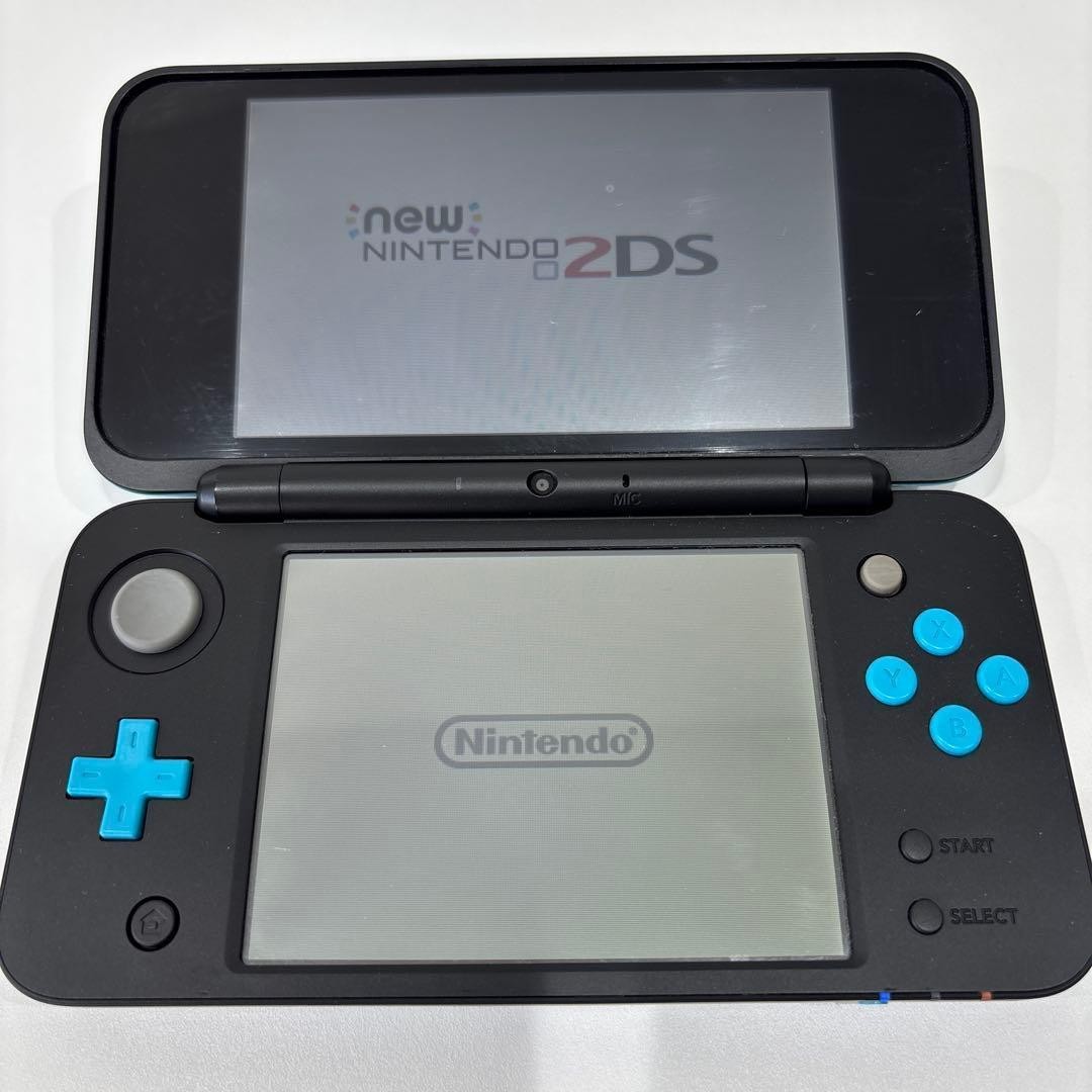 Nintendo New 2DS LL Black x Turquoise confirmed to be working
