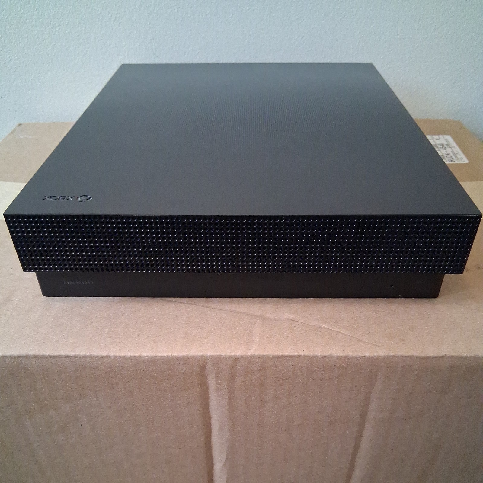 Microsoft Xbox One X Project Scorpio 1TB Console Limited Edition -Complete-