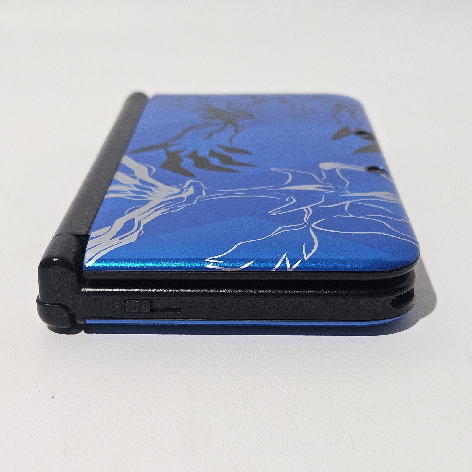 USA Nintendo 3DS XL Pokémon X & Y Blue Version Handheld System Bad Charging Port