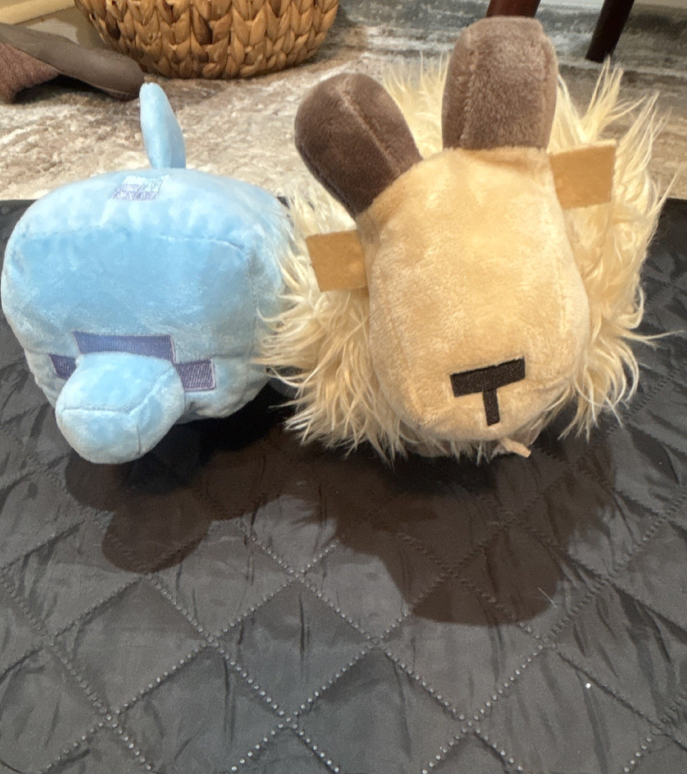Mattel Minecraft Plush Lot Sheep & Dolphin Surface Washable 2021 HBT43