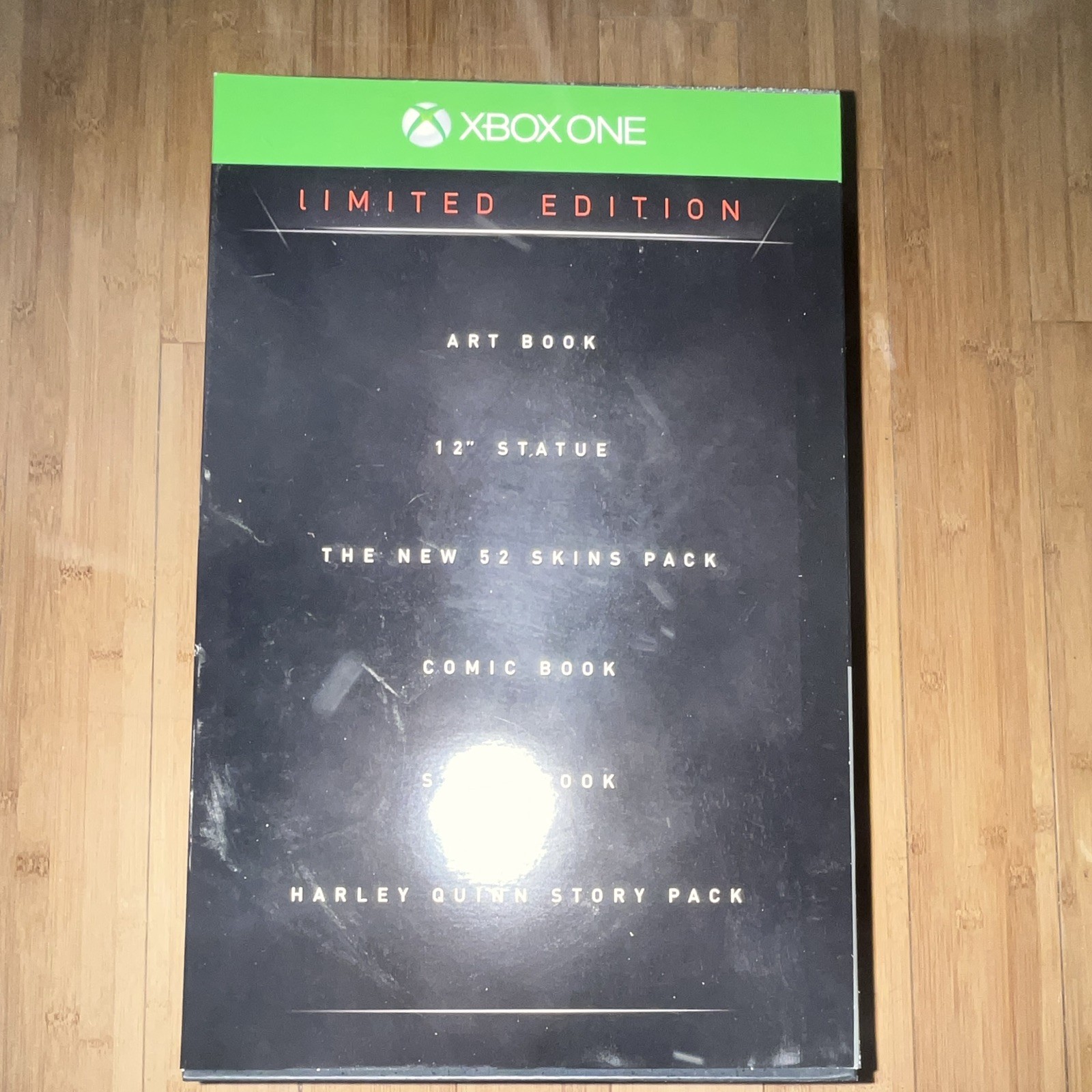 WB Games Batman: Arkham Knight Limited Edition Xbox One + HQ Pack