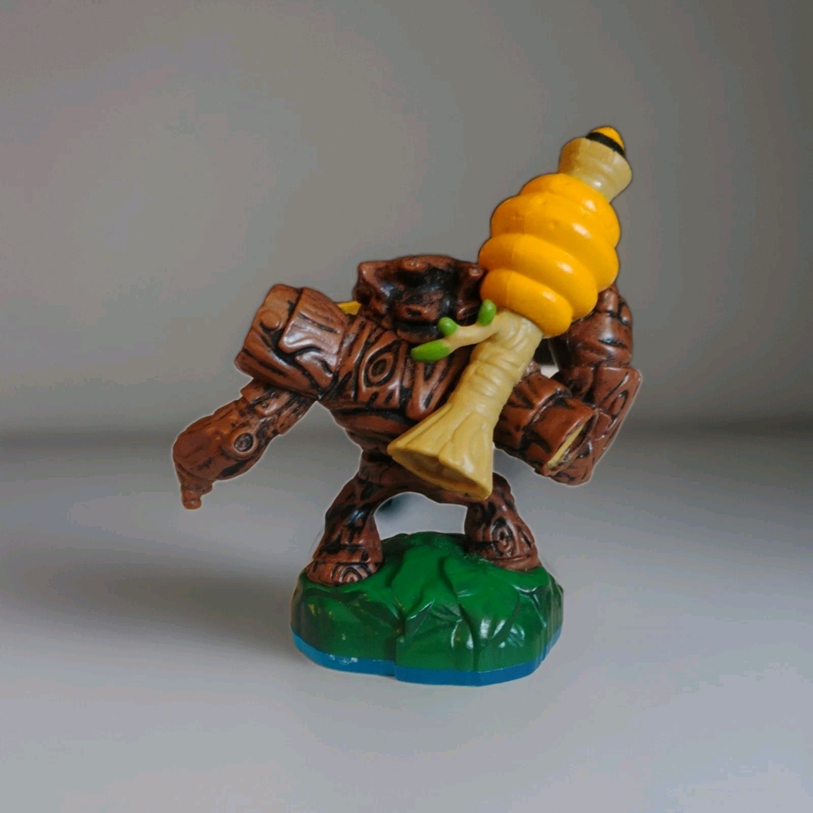 Skylanders Swap Force – Lightcore Bumble Blast Figure – Life Element – Blue Base