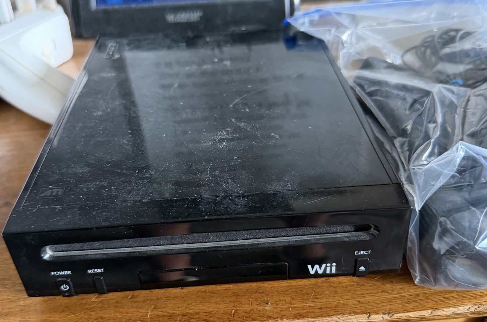 Nintendo Wii RVL-001 Black Console Bundle Controllers Cables Wi-Fi 480p NTSC