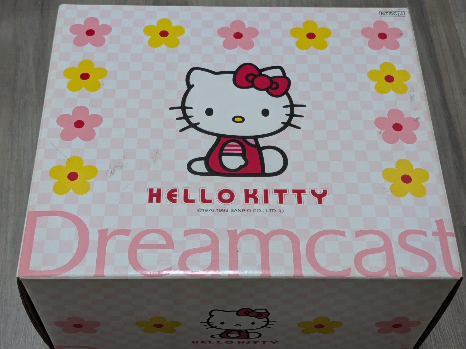 Sega Dreamcast Hello Kitty Pink Console w/Box Sanrio Japan w/ Battery Holder