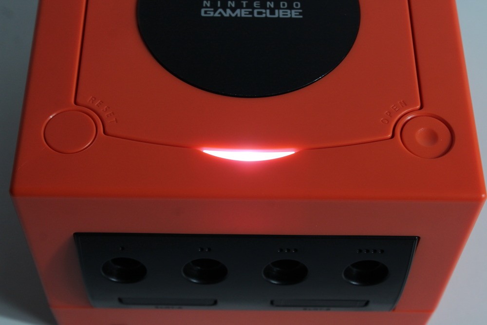 Nintendo Gamecube Console Warm Red x Black AC S-Video to HDMI NTSC-U/C White LED