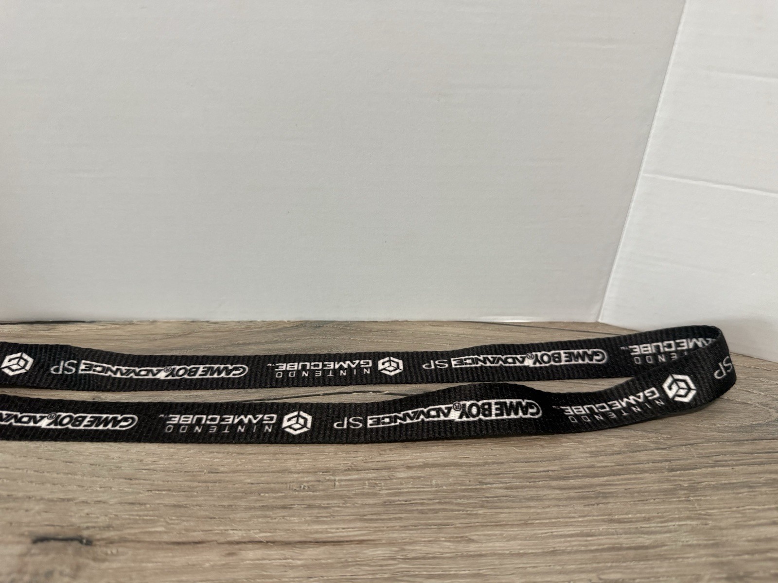 NINTENDO E3 EXCLUSIVE LANYARD BADGE HOLDER GAMECUBE GAMEBOY ADVANCE SP DBL SIDED